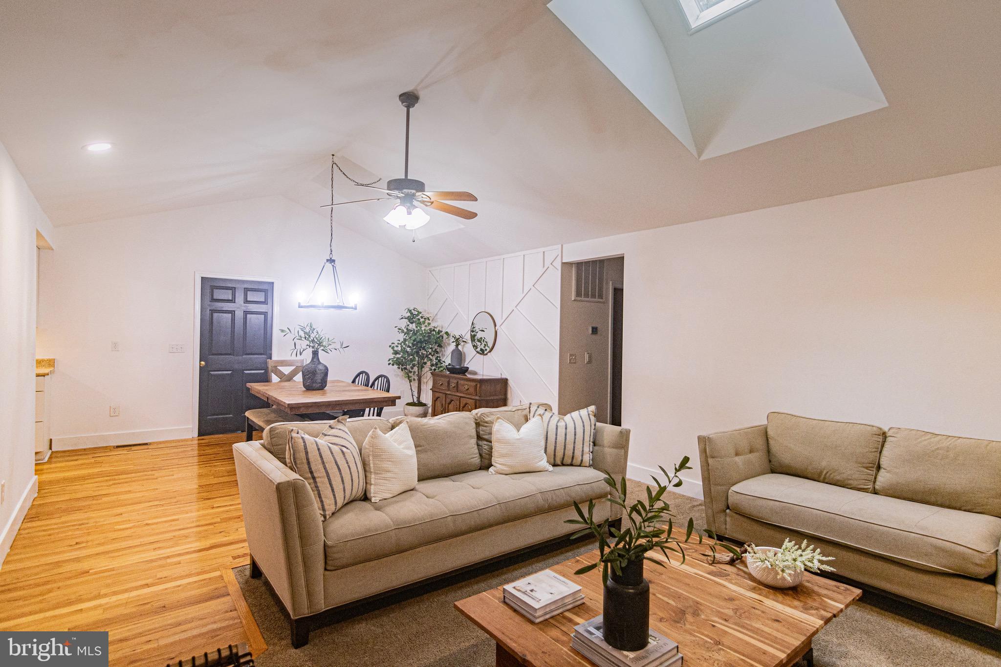 207 MADISON CIRCLE