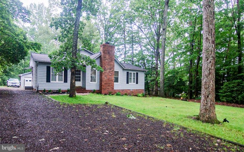 Homes For Sale - 207 Madison Circle<br/> LOCUST GROVE, VA 22508