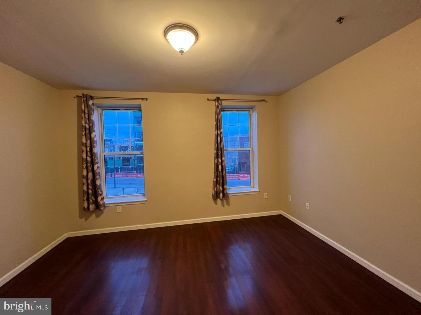 OLDE KENSINGTON - Residential Lease
