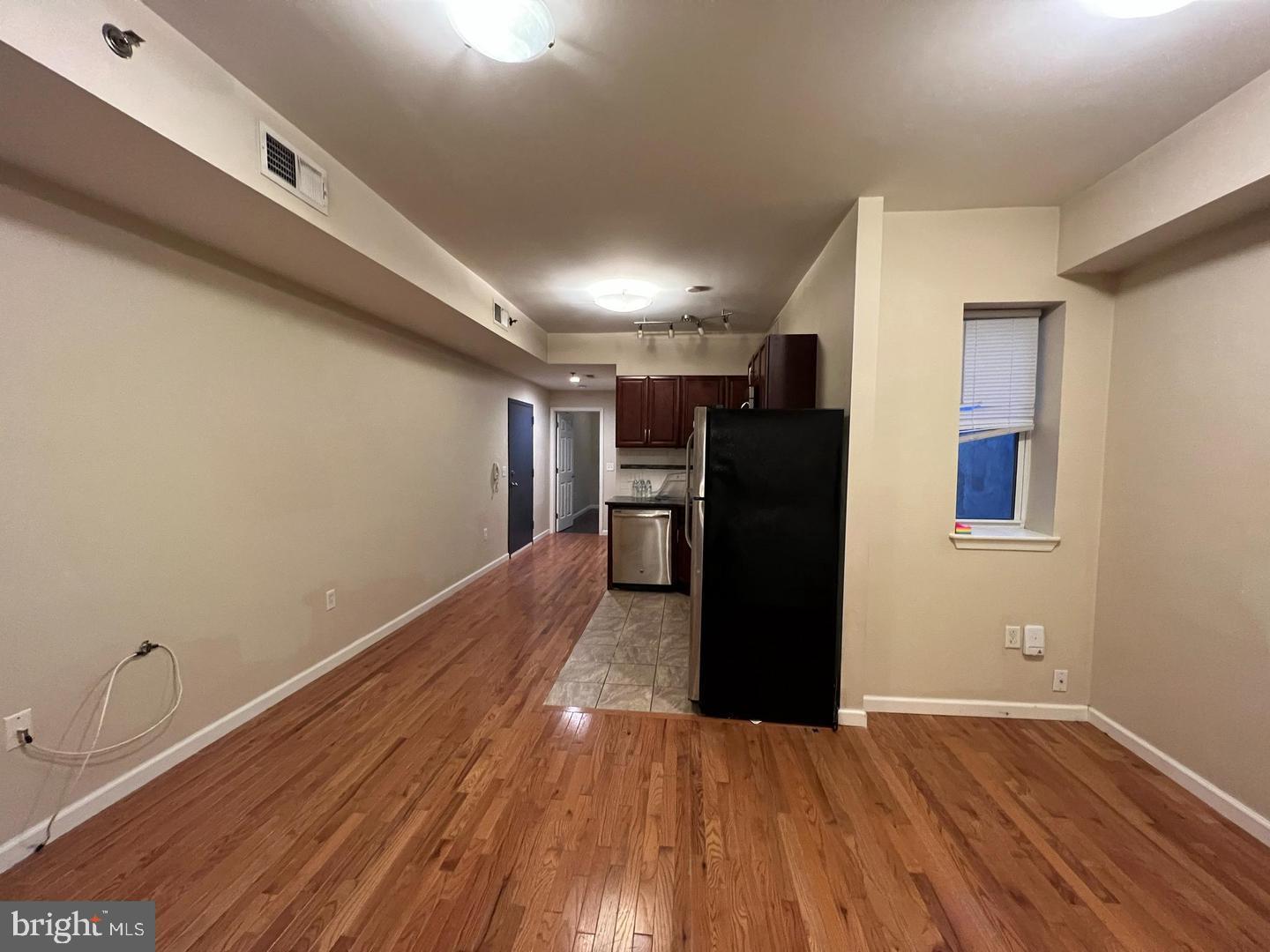 OLDE KENSINGTON - Residential Lease