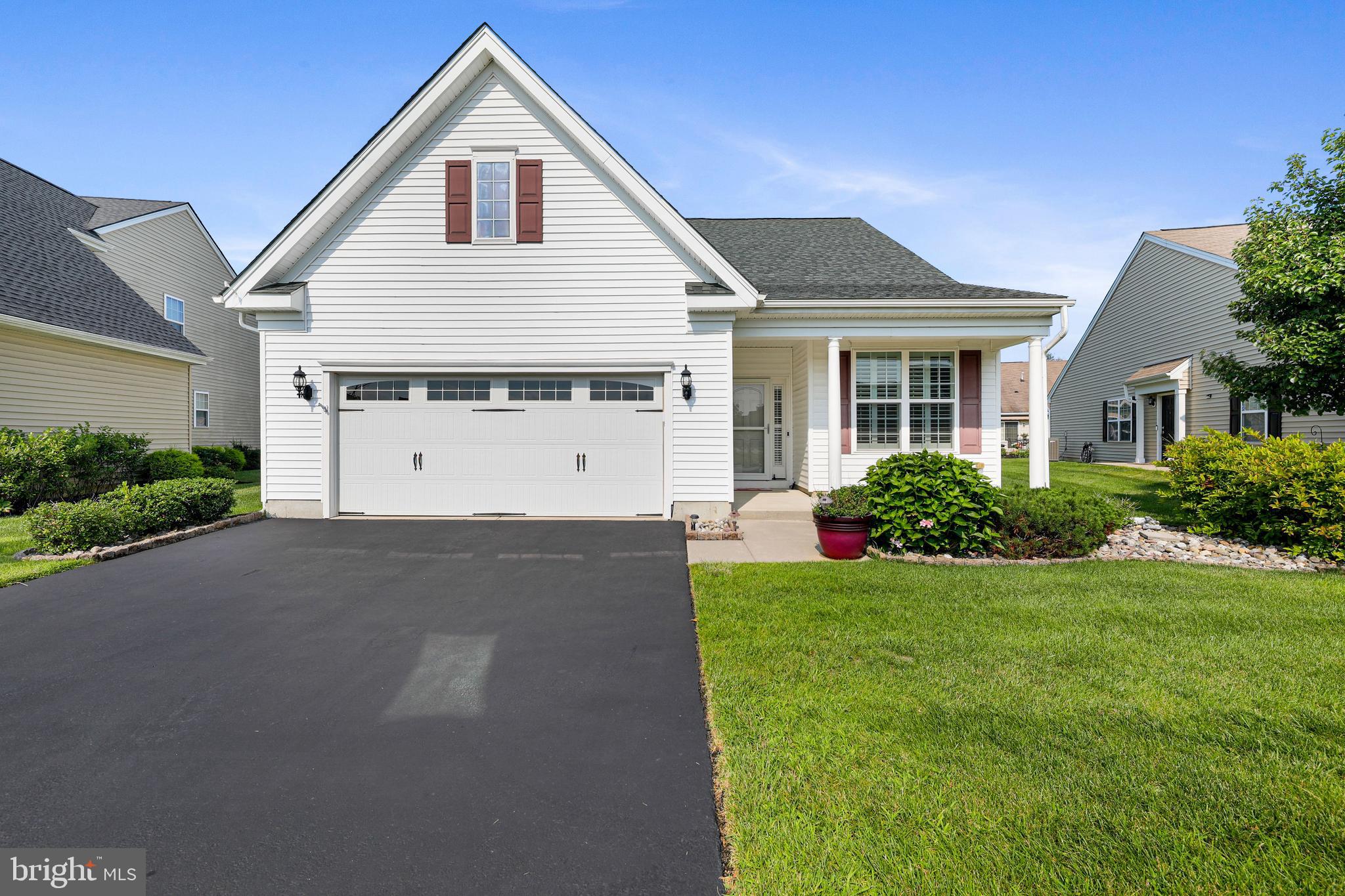 10 MONTCLAIRE ROAD