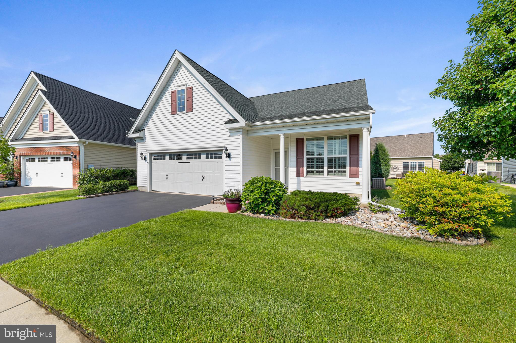 10 MONTCLAIRE ROAD