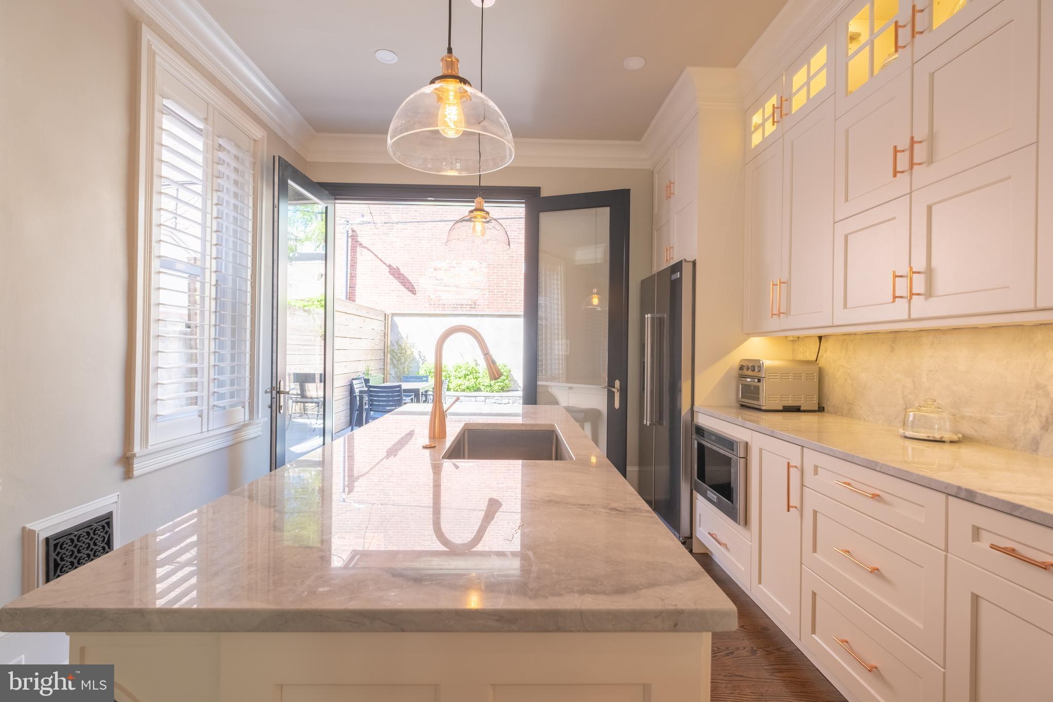 ART MUSEUM AREA - Residential