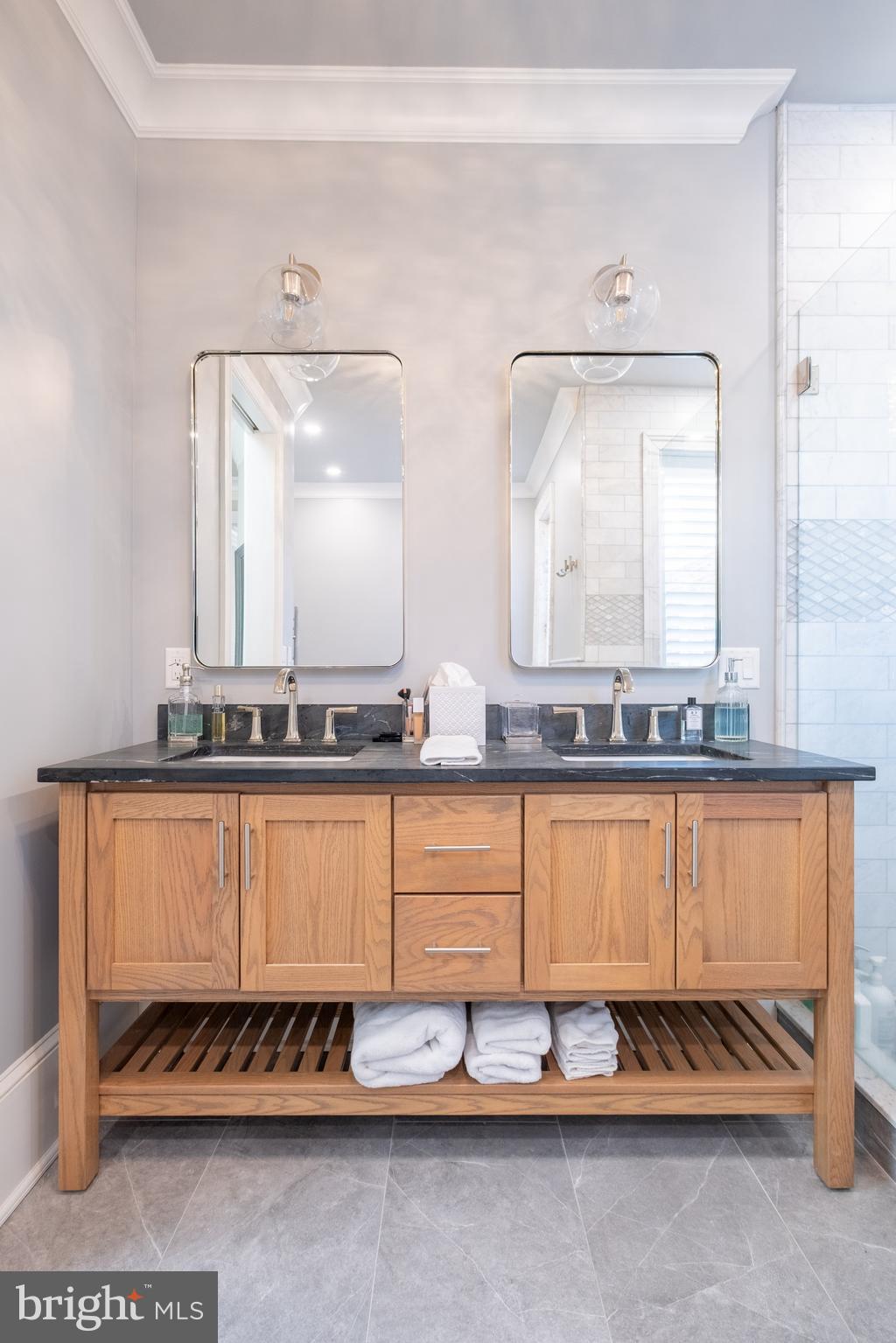 ART MUSEUM AREA - Residential