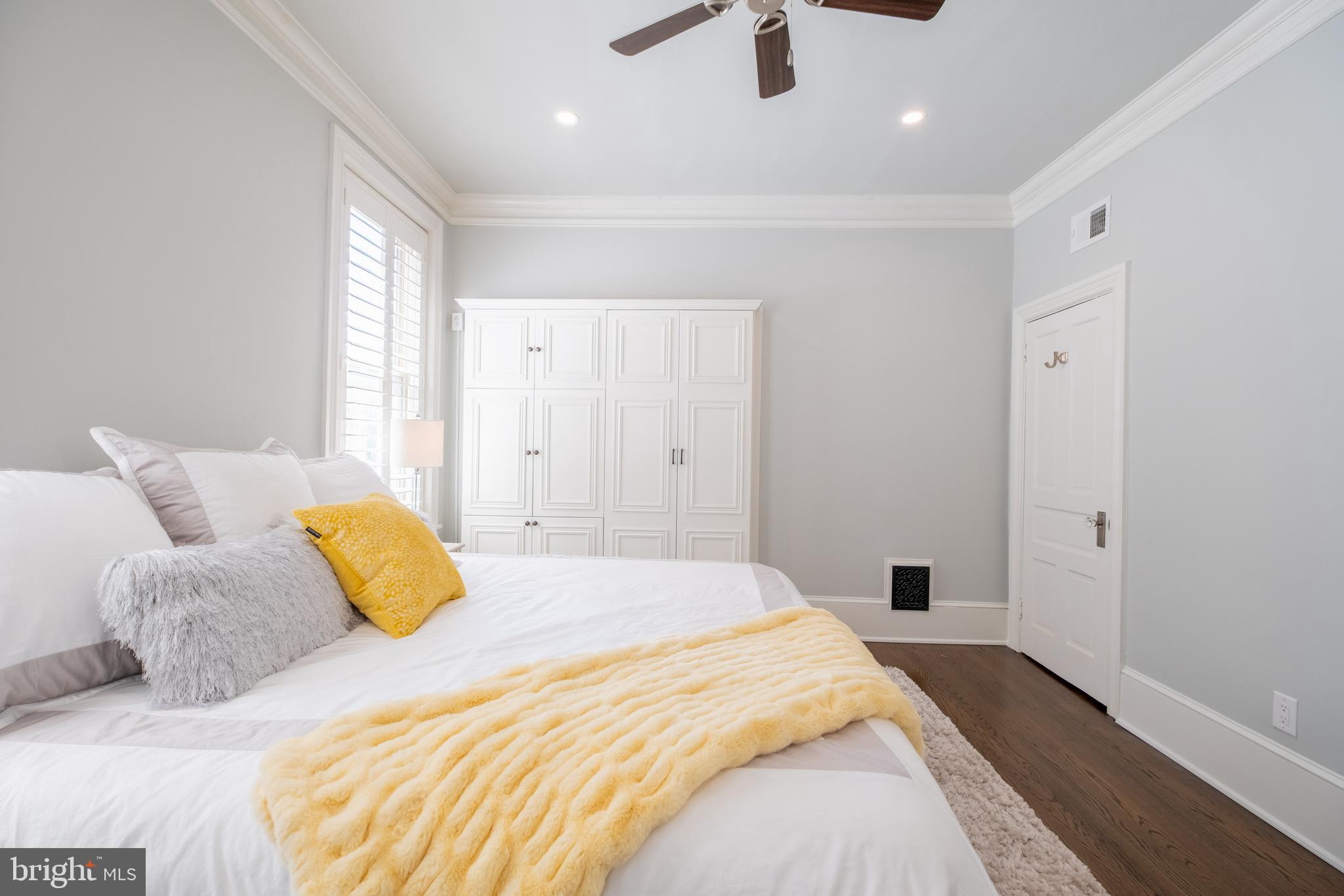 ART MUSEUM AREA - Residential