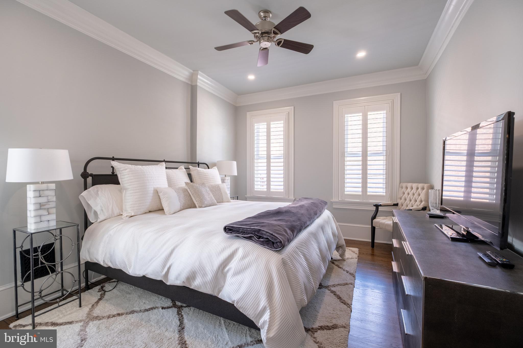 ART MUSEUM AREA - Residential