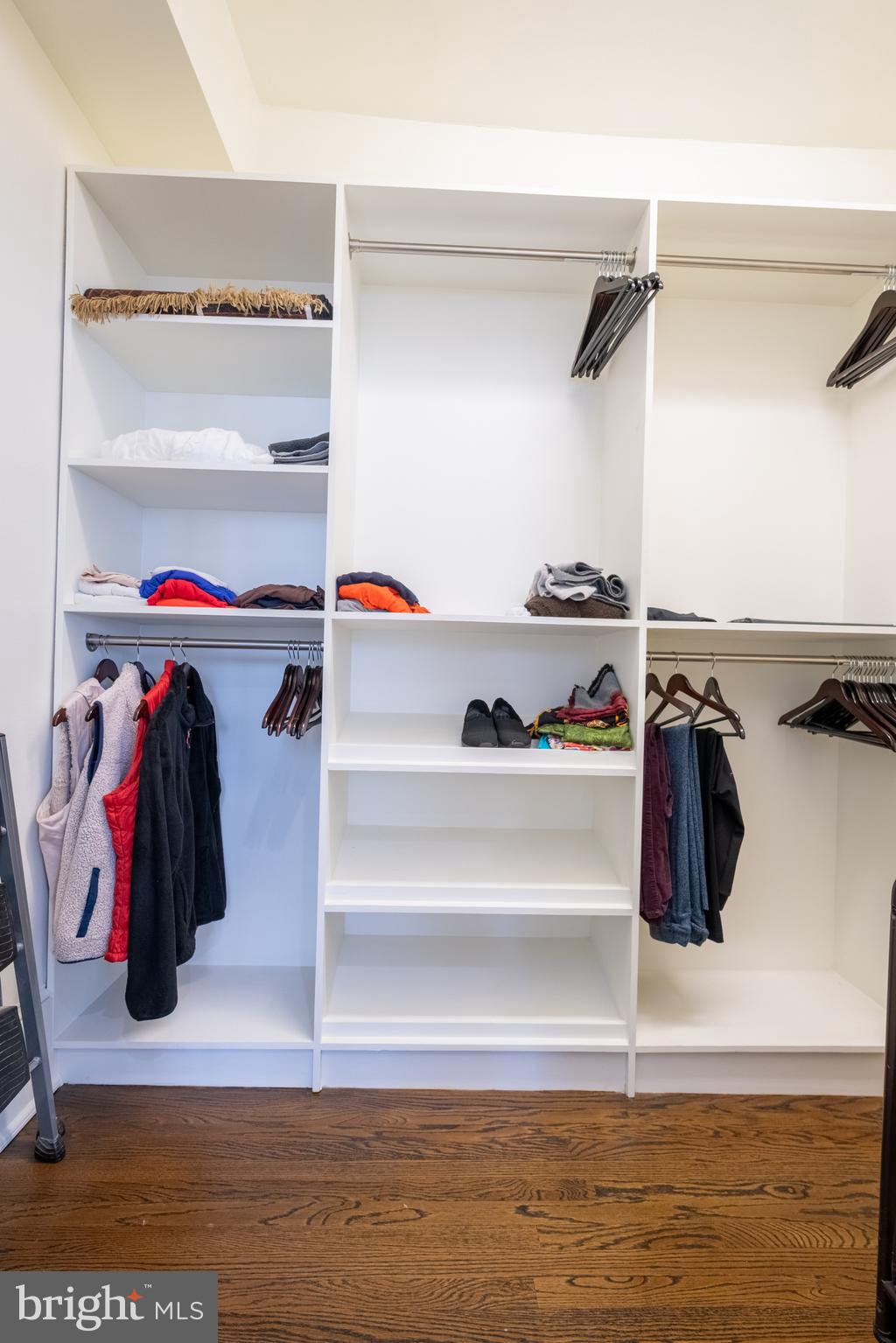 ART MUSEUM AREA - Residential