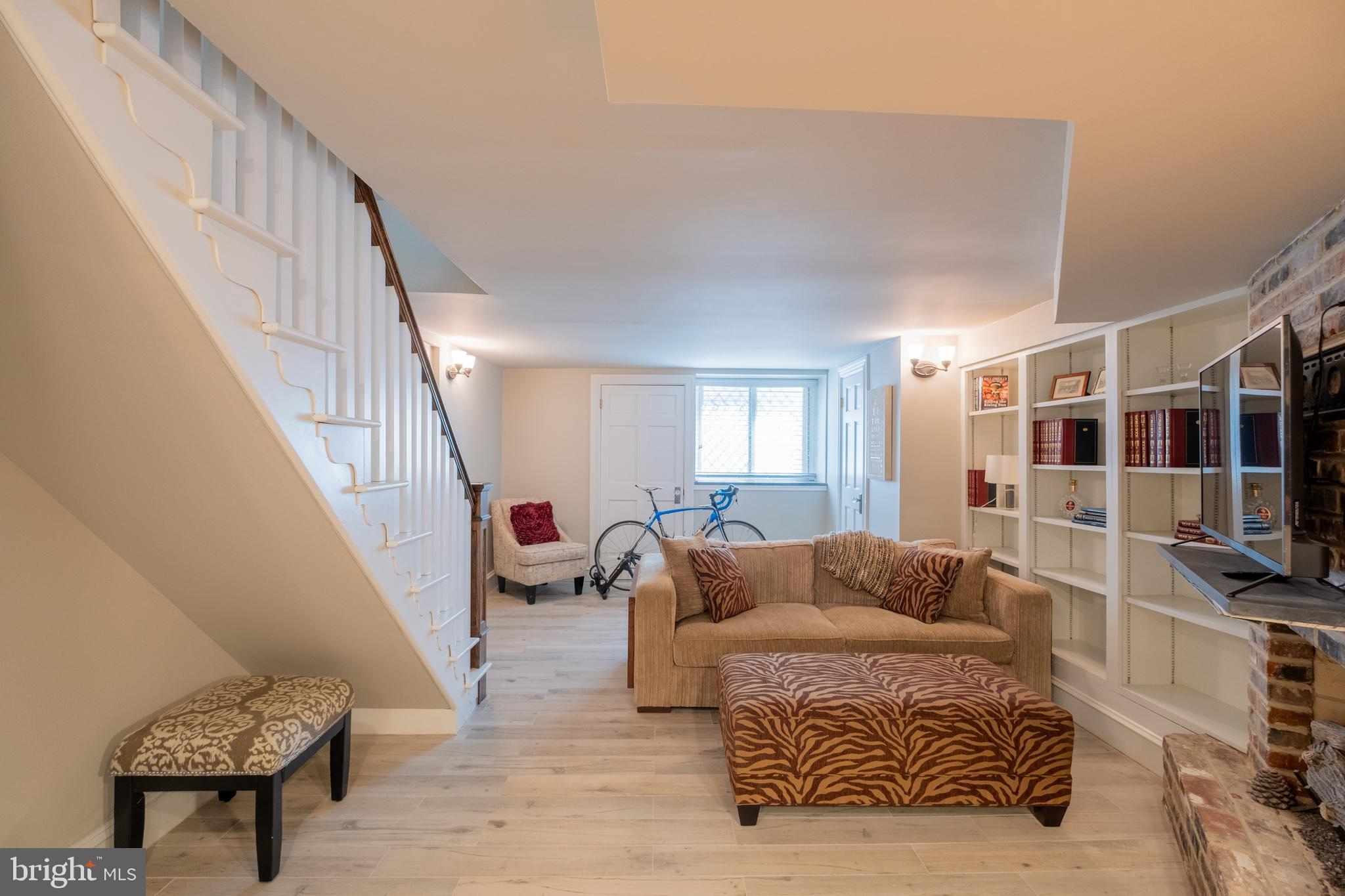 ART MUSEUM AREA - Residential