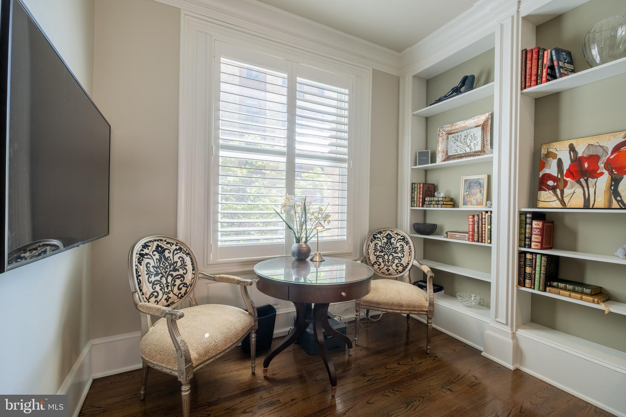 ART MUSEUM AREA - Residential