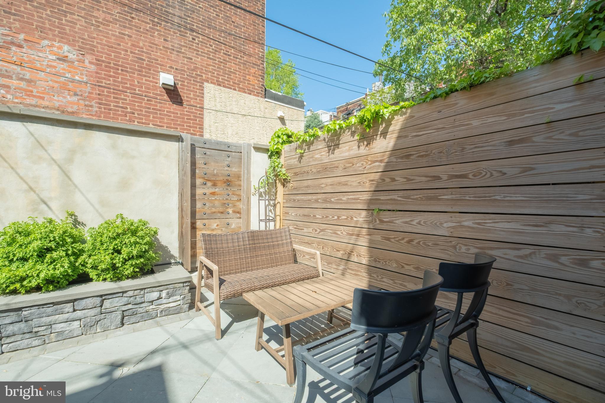 ART MUSEUM AREA - Residential