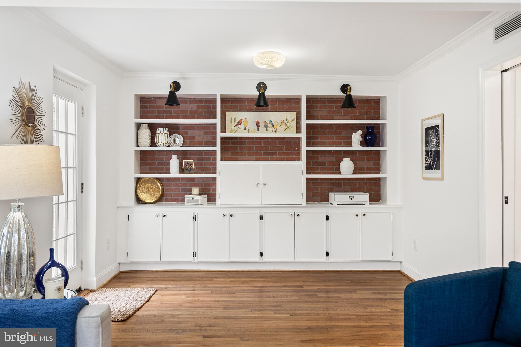 GLENMORE - Residential