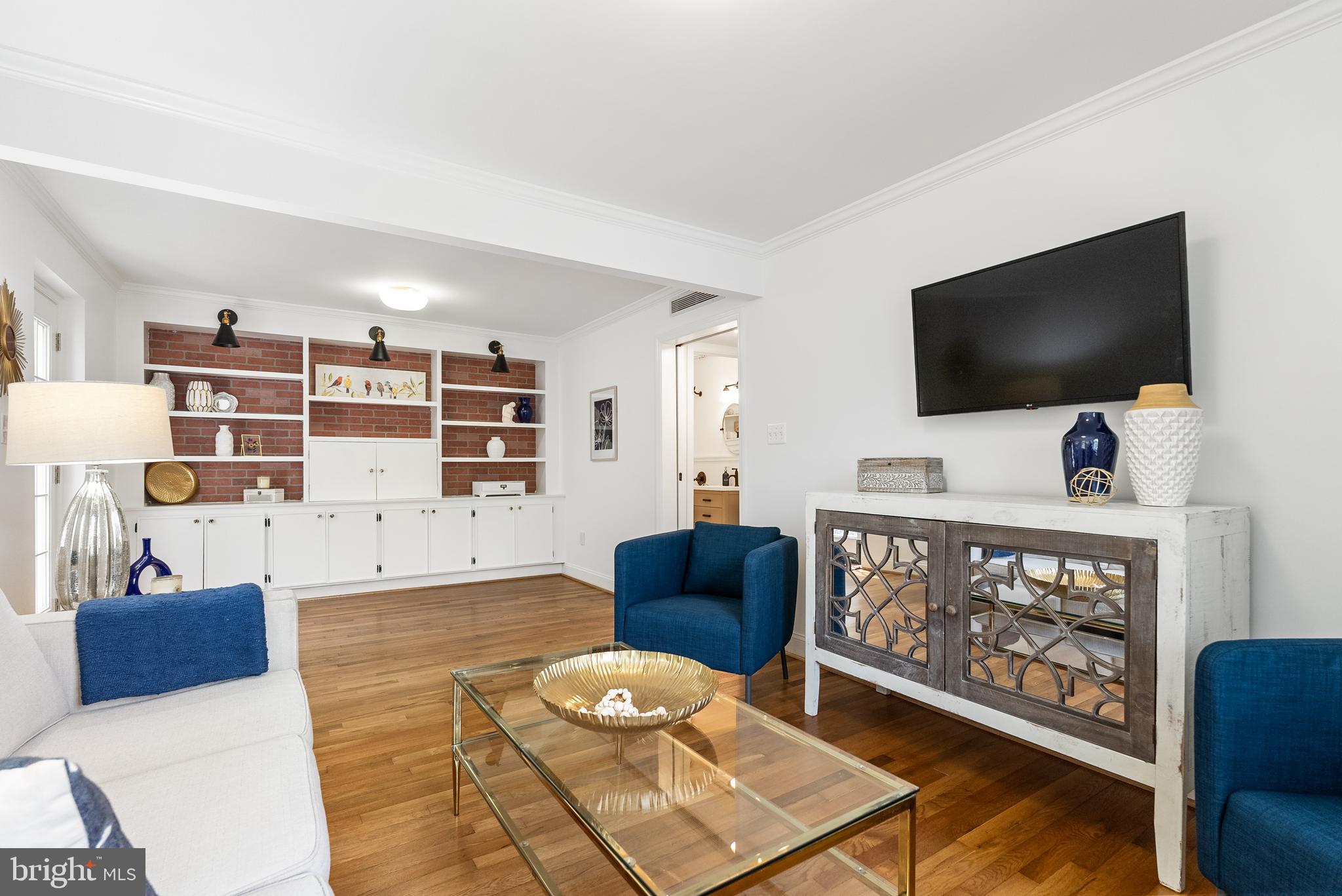 GLENMORE - Residential