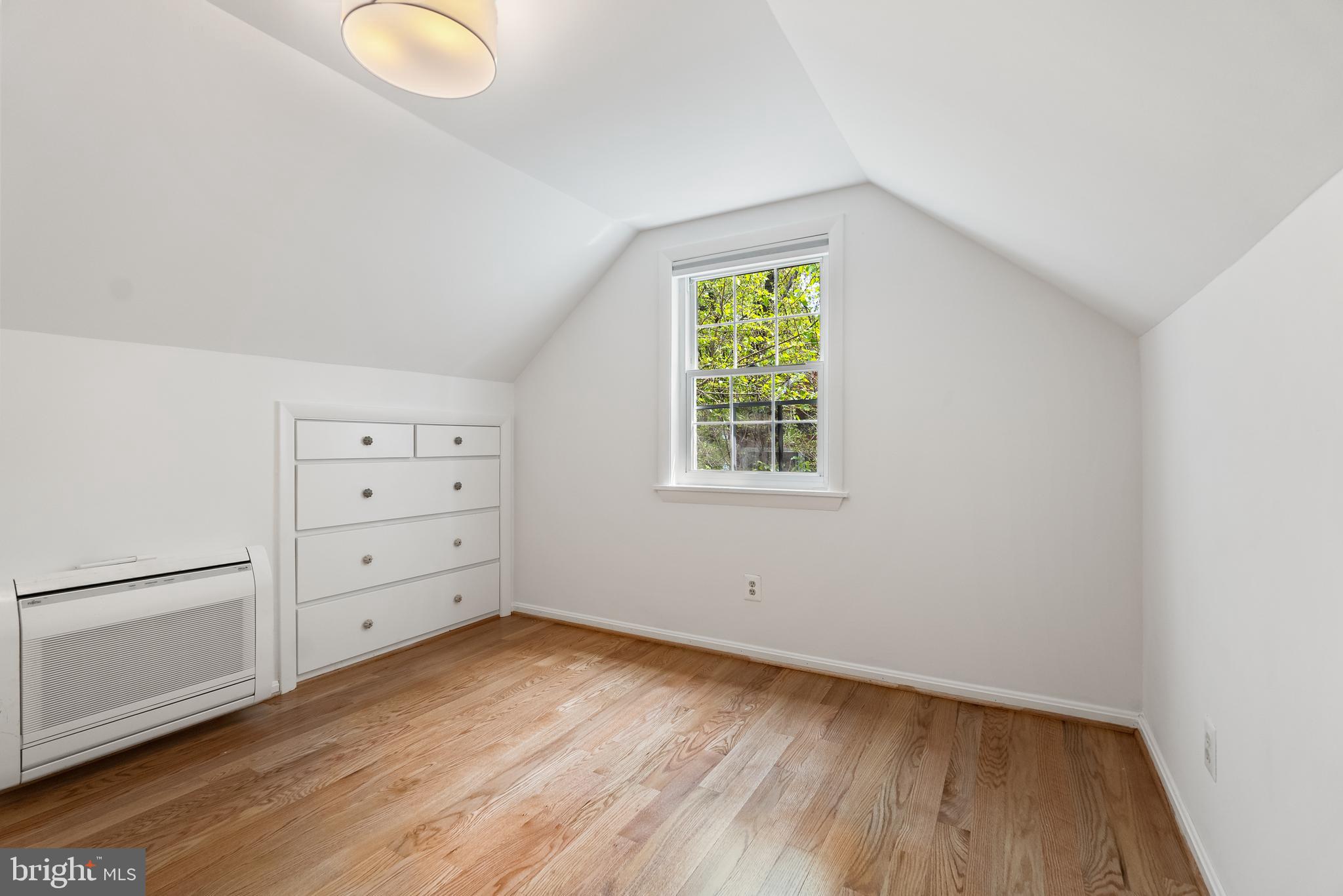 GLENMORE - Residential