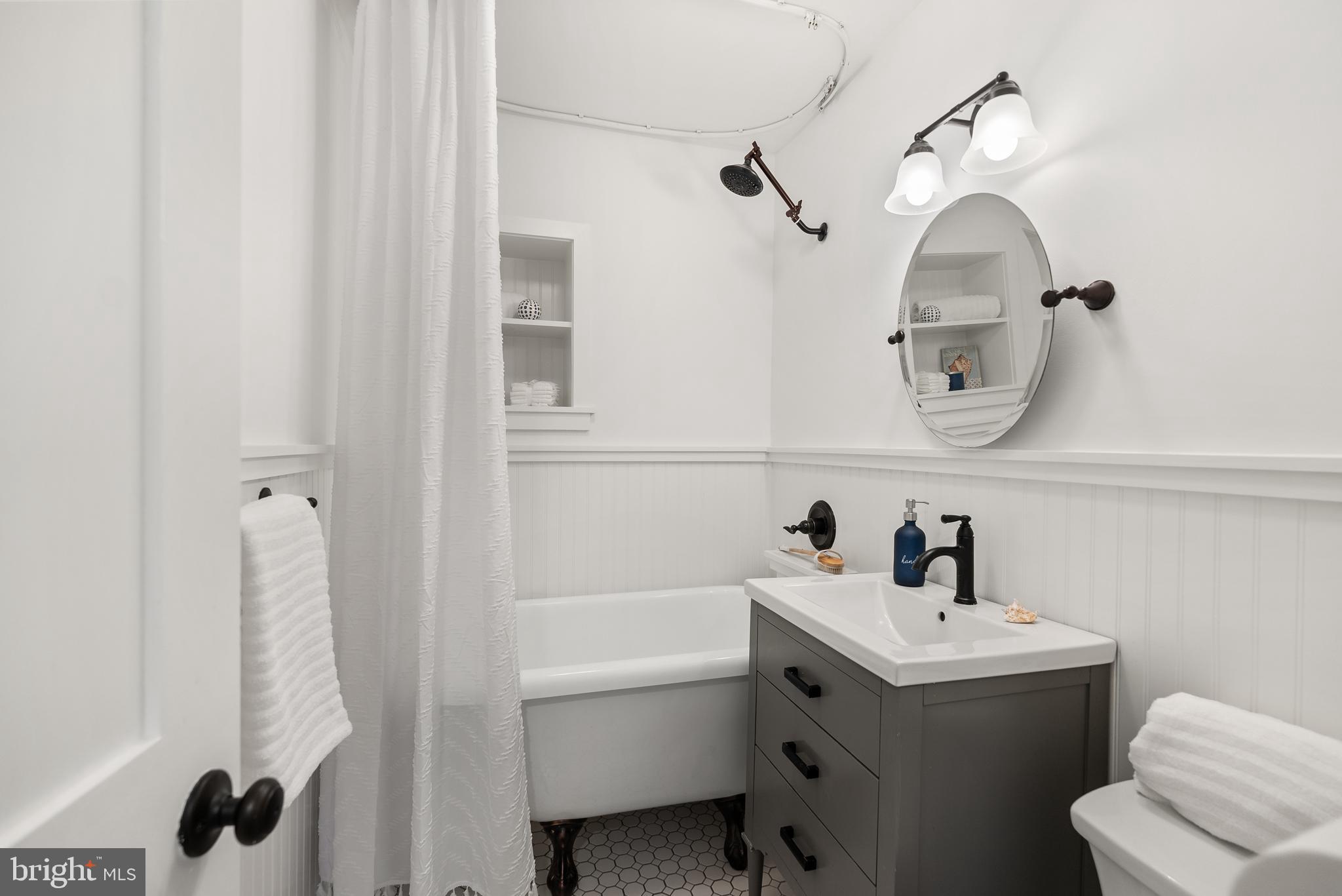 GLENMORE - Residential