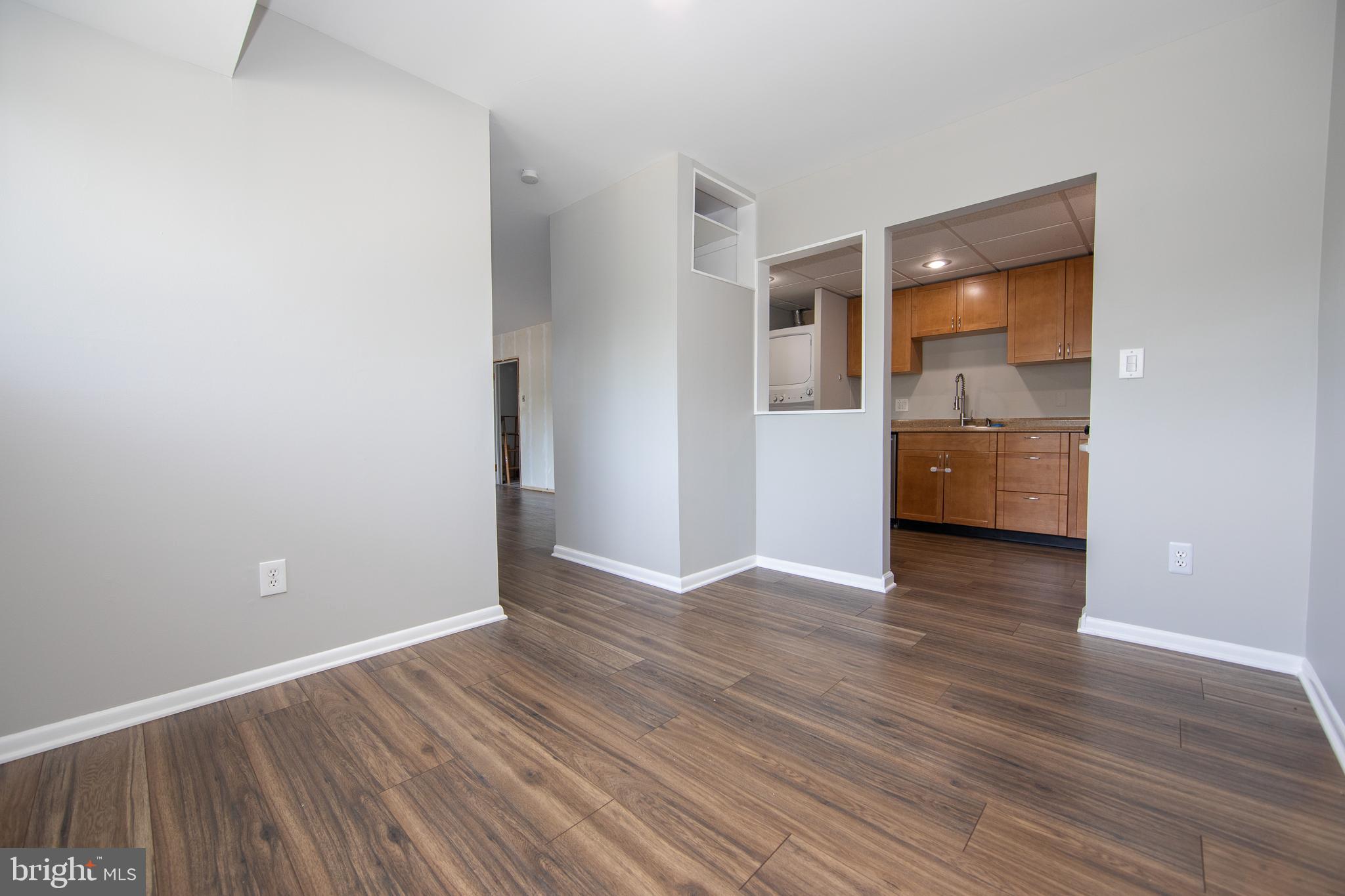 1518 MANLEY ROAD B-26