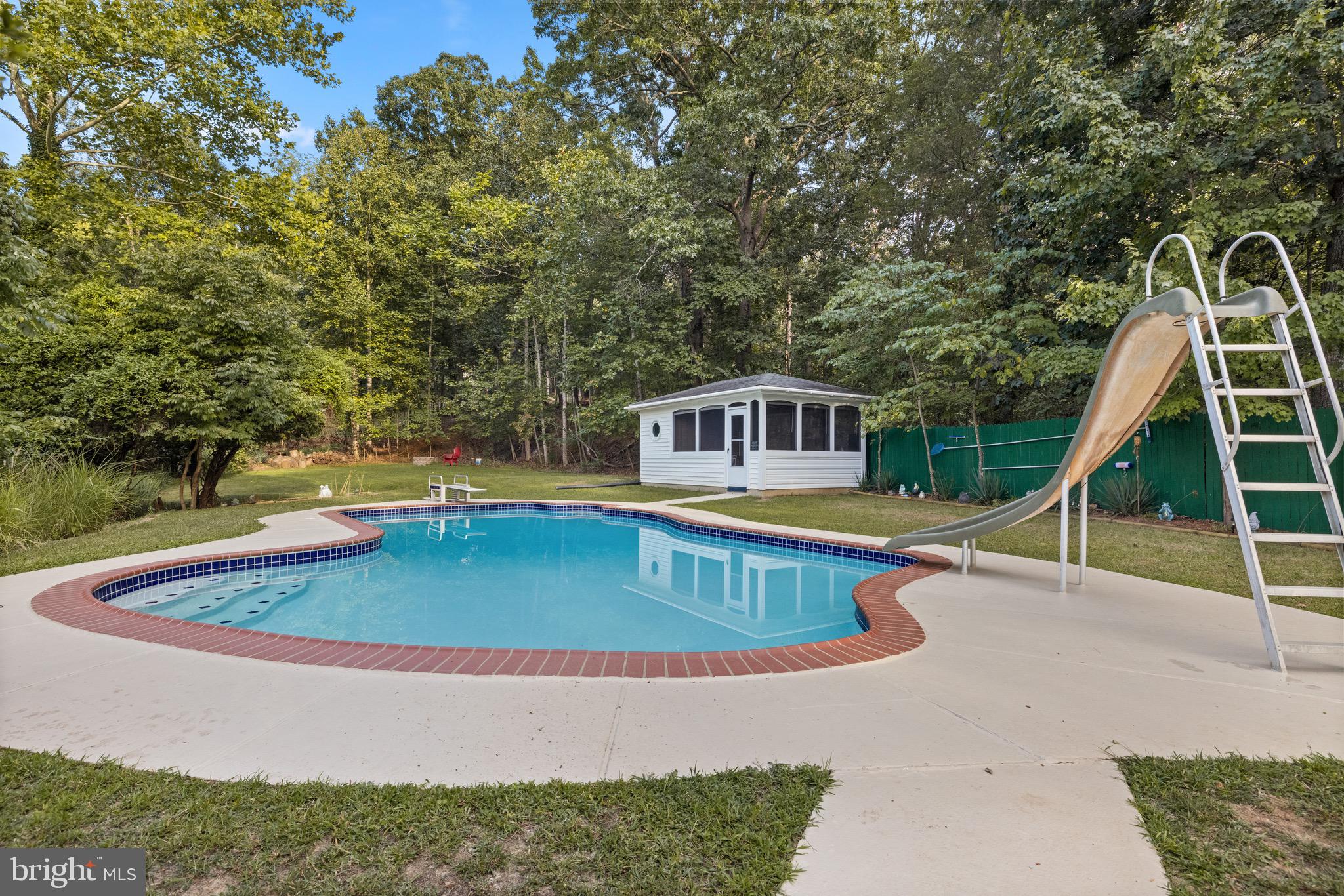 SHANNONDALE - Residential