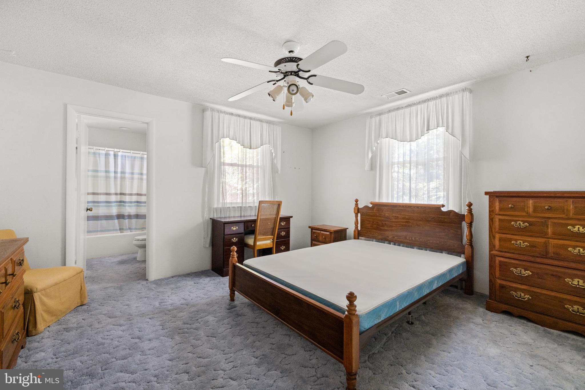 SHANNONDALE - Residential