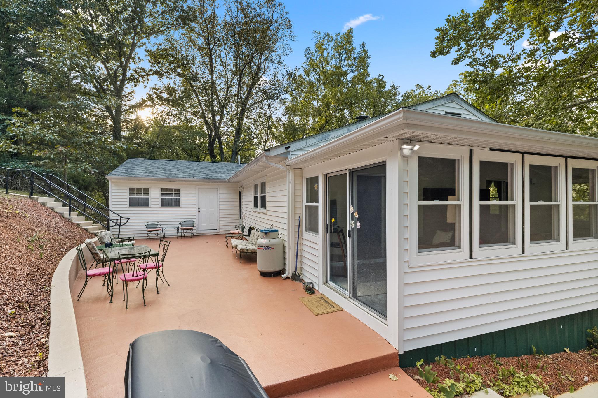 SHANNONDALE - Residential