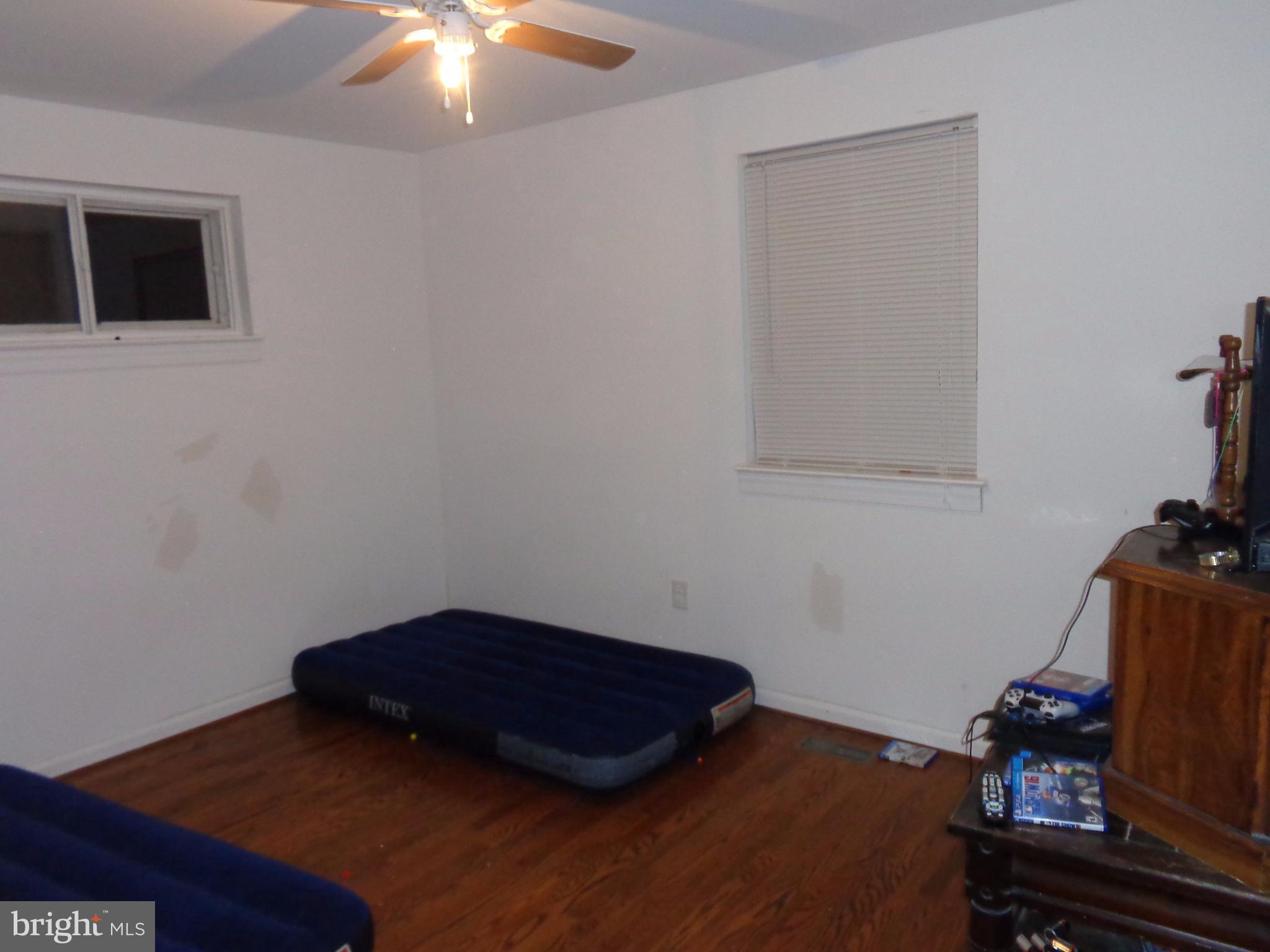 WEST SPRINGFIELD VILLAGE - Residential