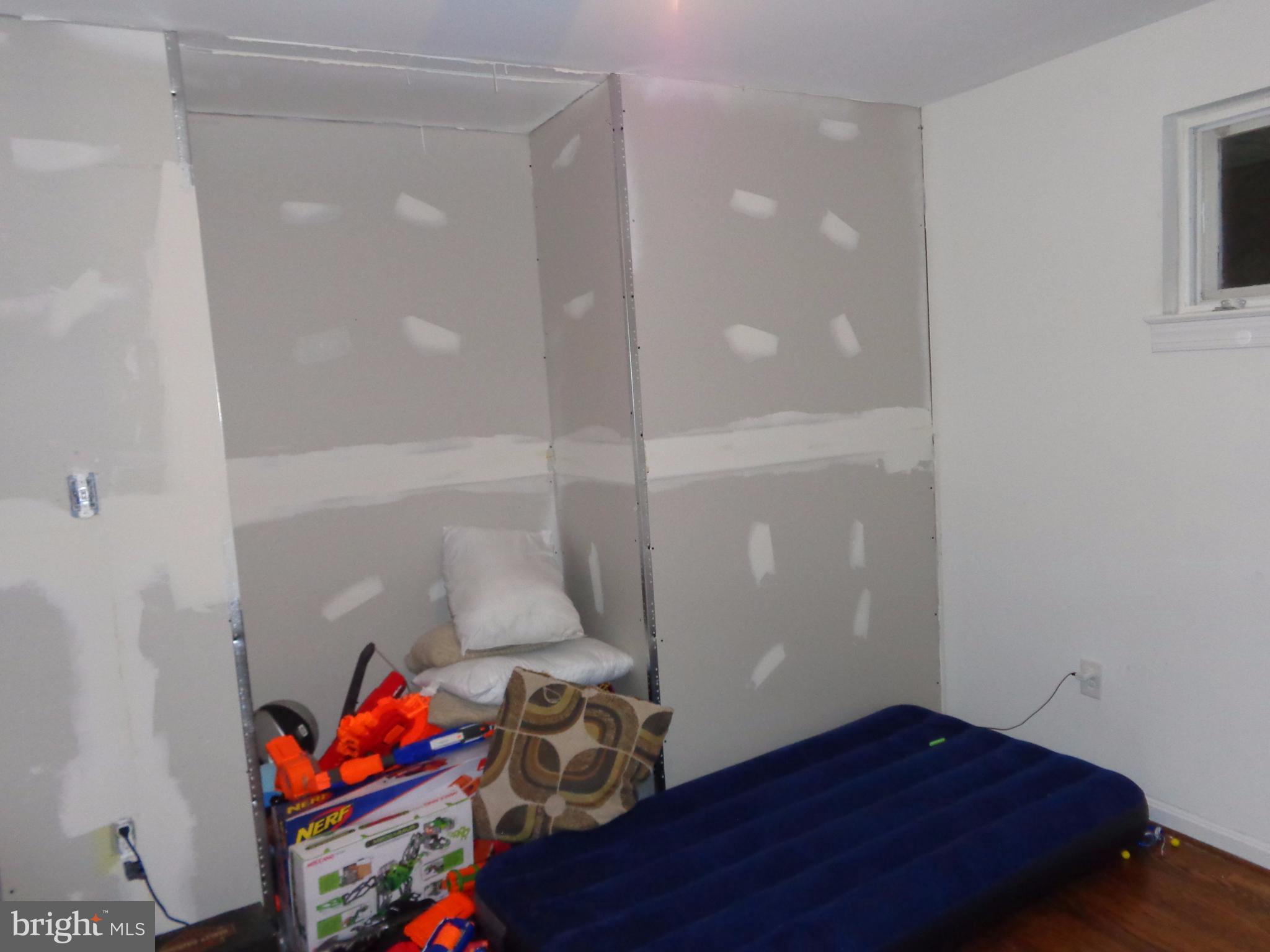 WEST SPRINGFIELD VILLAGE - Residential