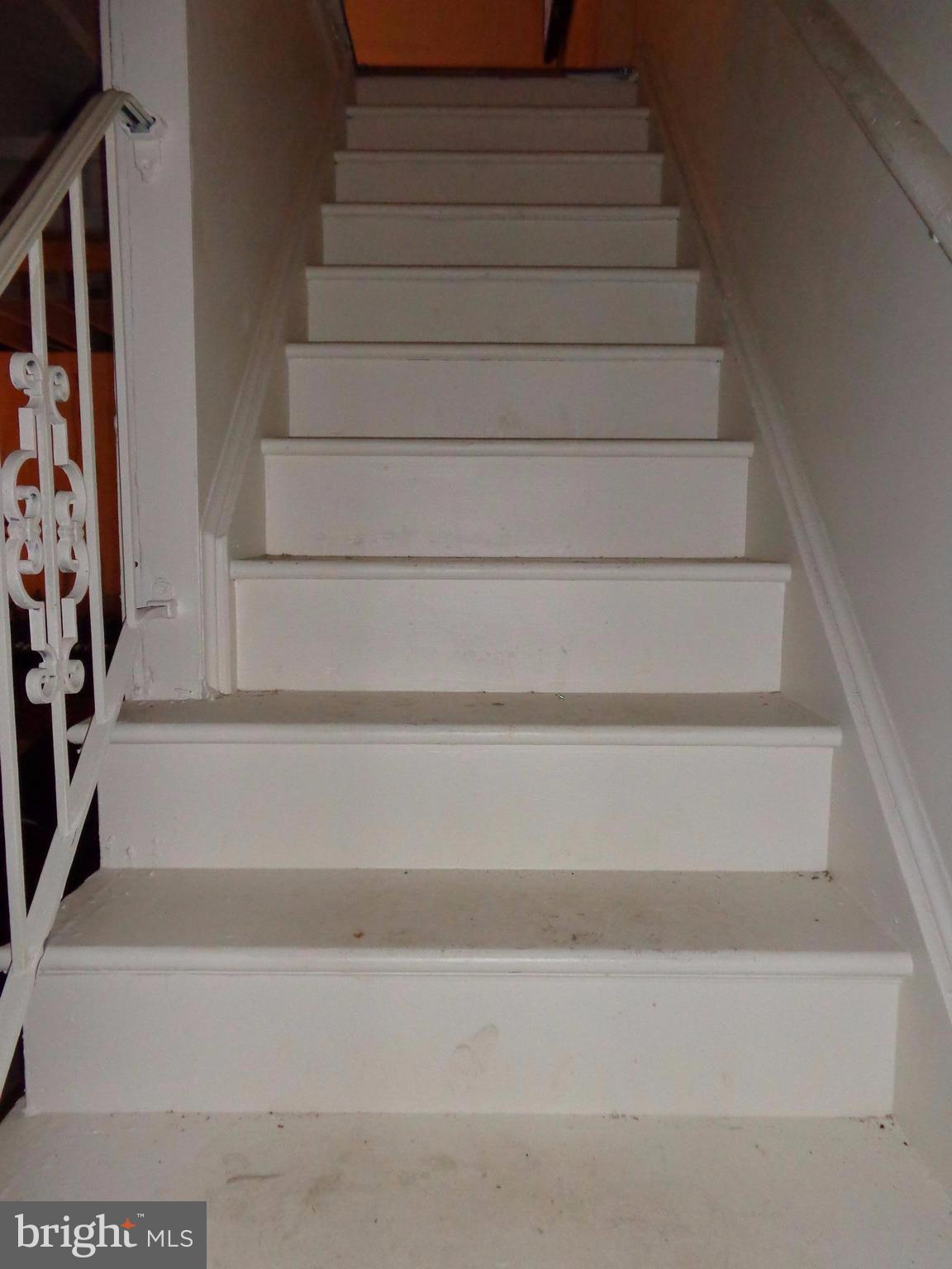 WEST SPRINGFIELD VILLAGE - Residential