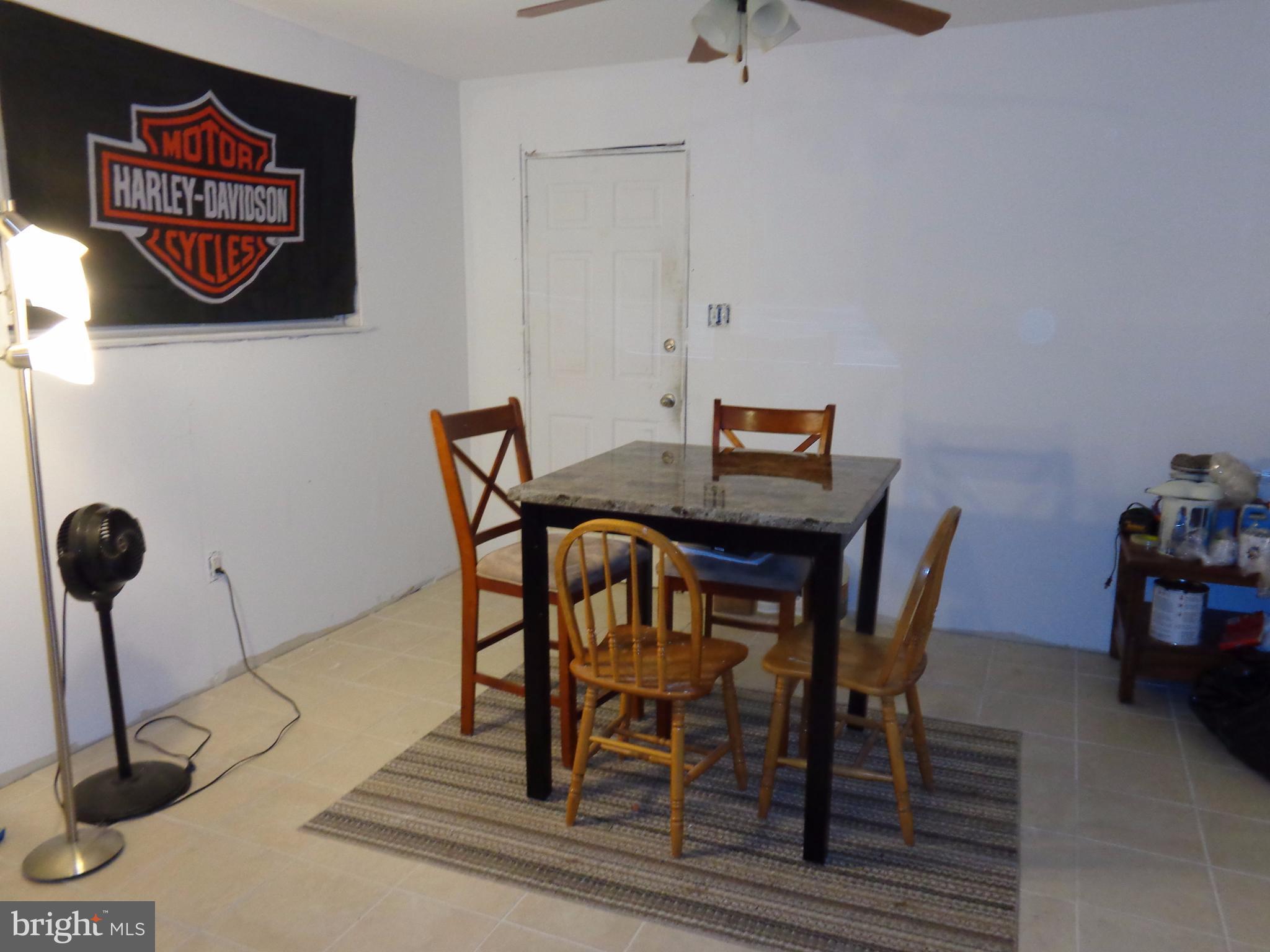 WEST SPRINGFIELD VILLAGE - Residential