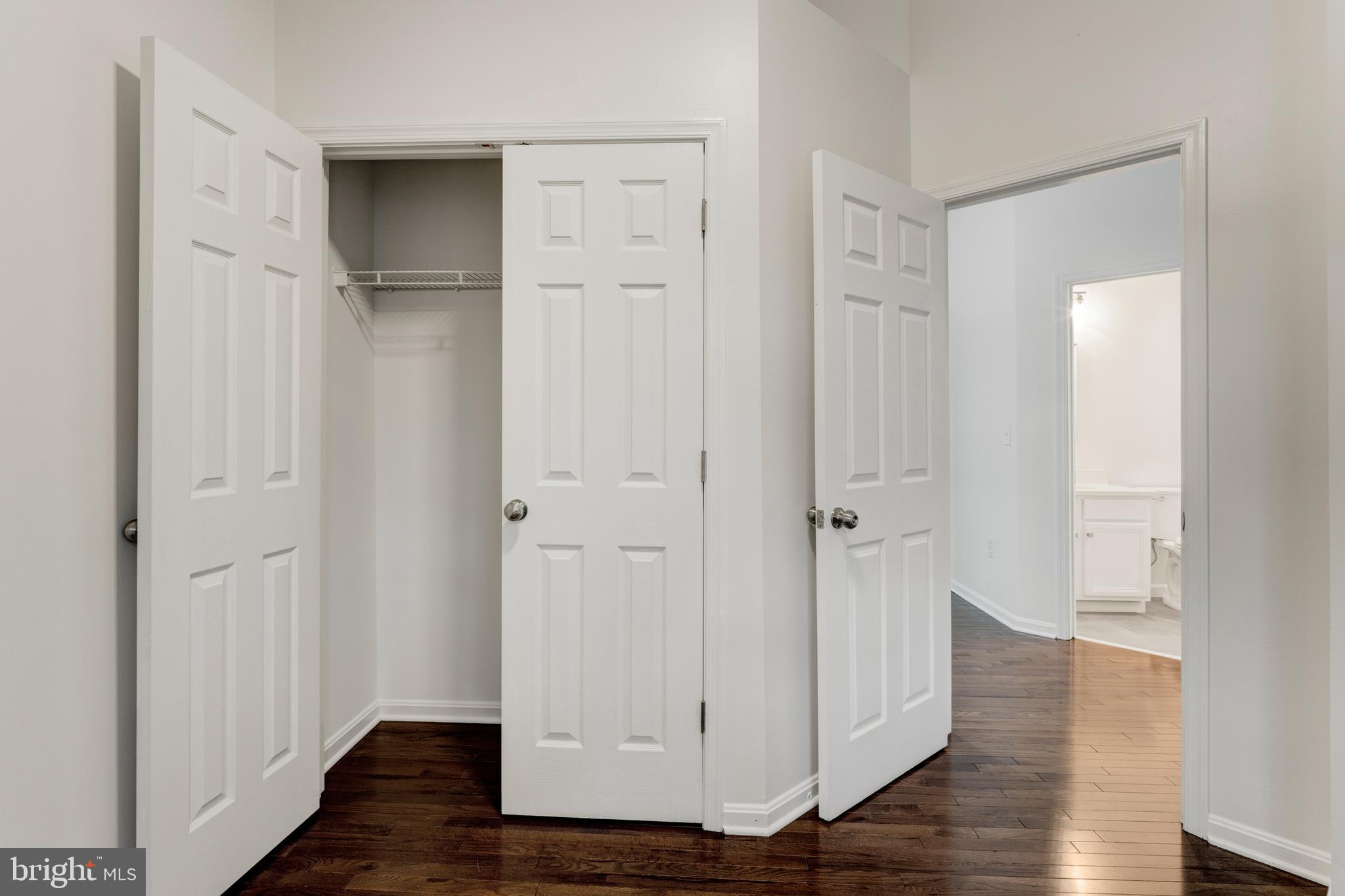 RIVER OAKS - Residential