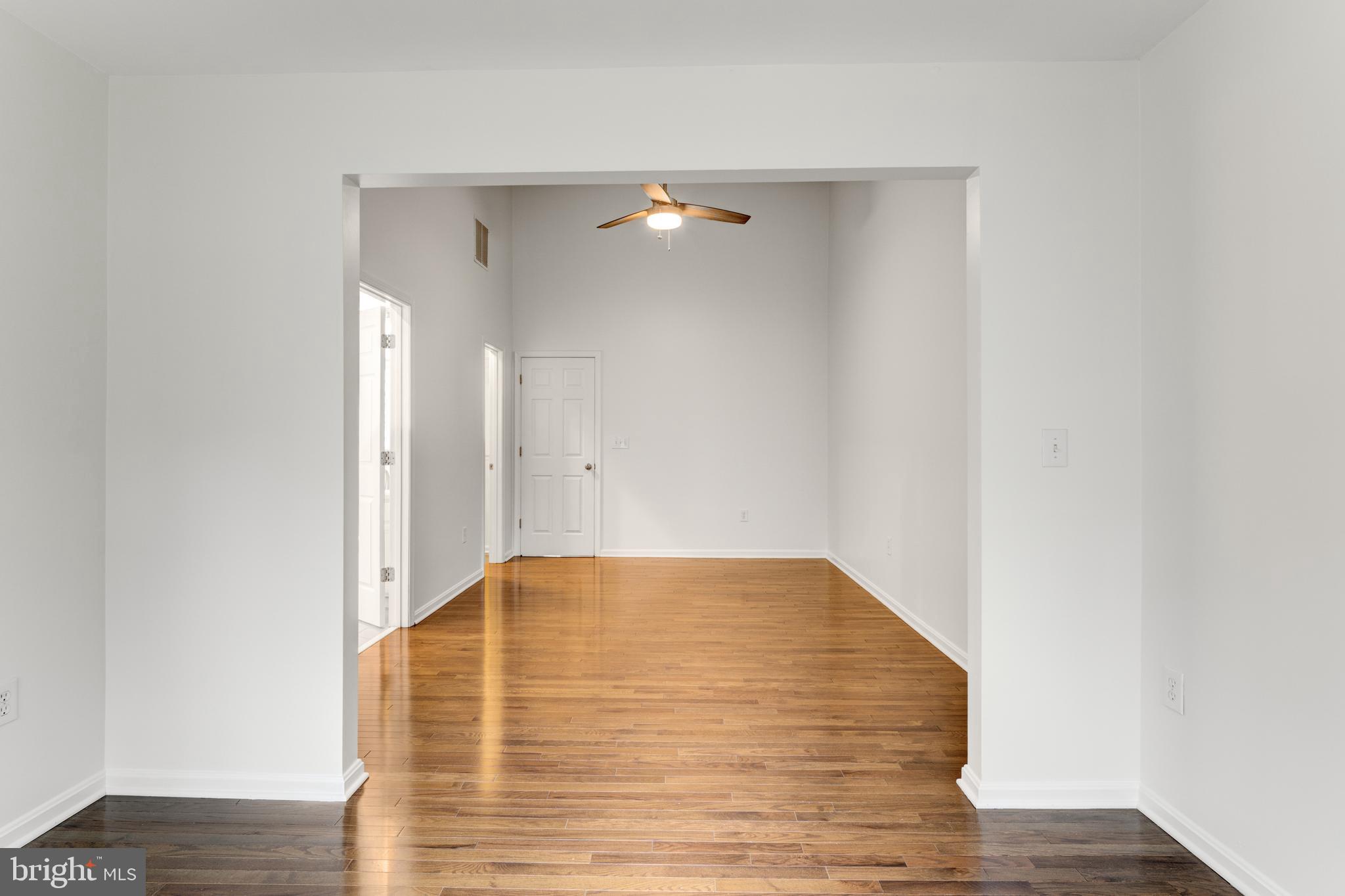 RIVER OAKS - Residential