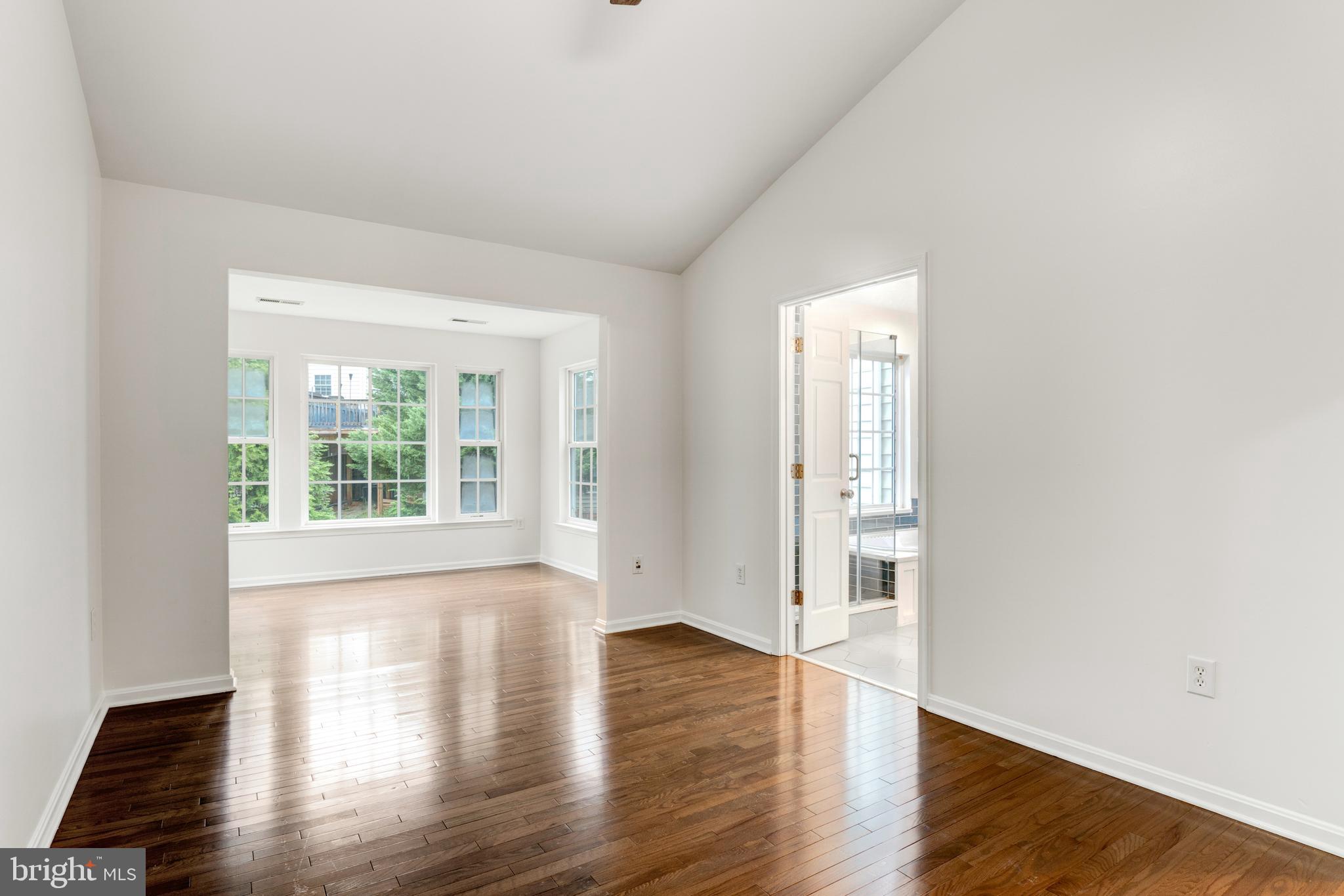 RIVER OAKS - Residential