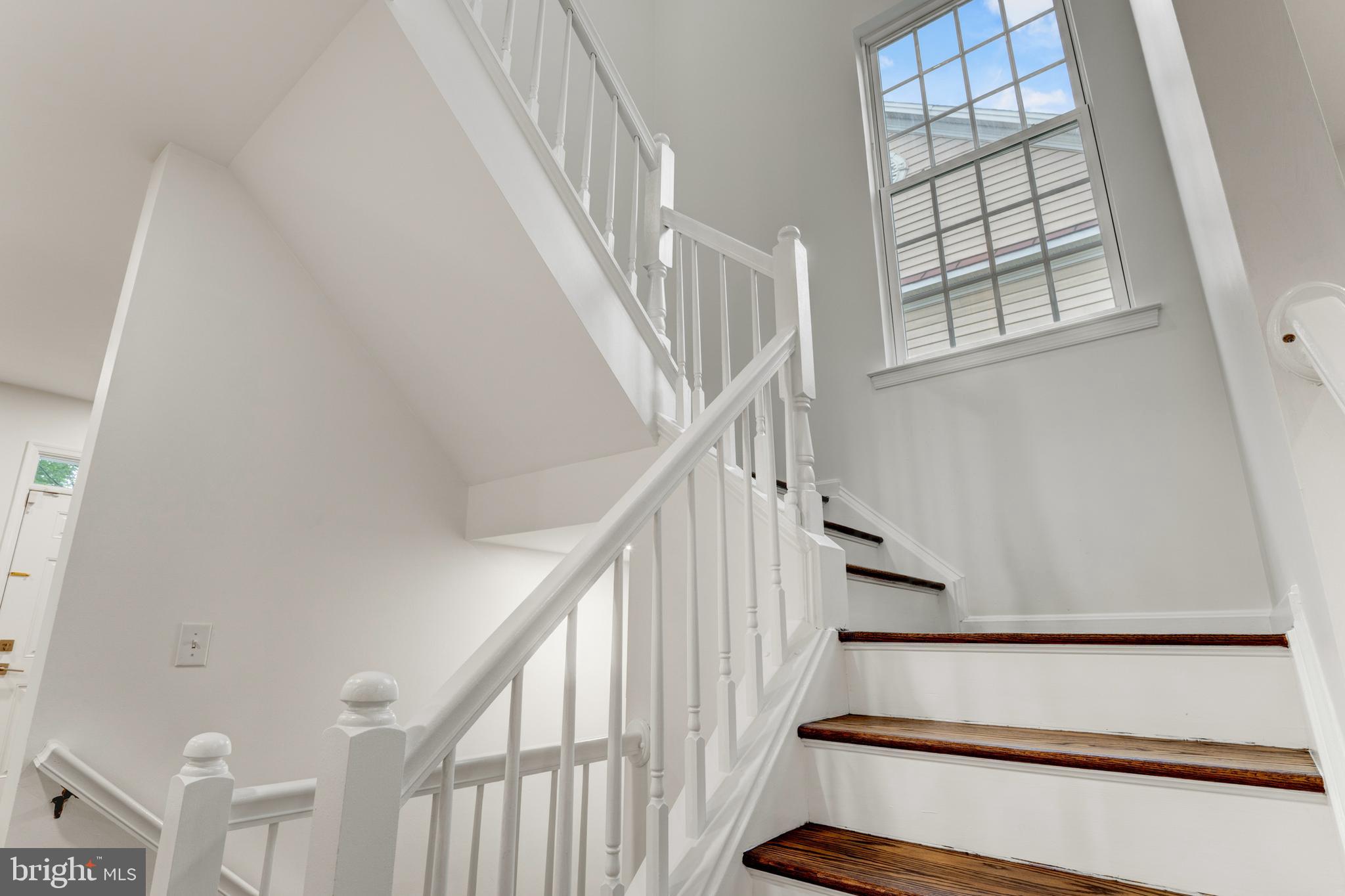 RIVER OAKS - Residential