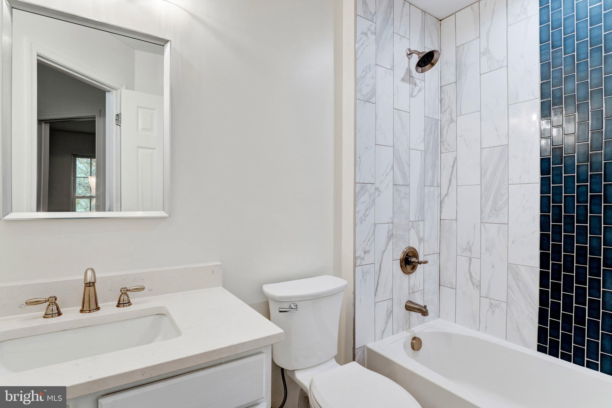 RIVER OAKS - Residential