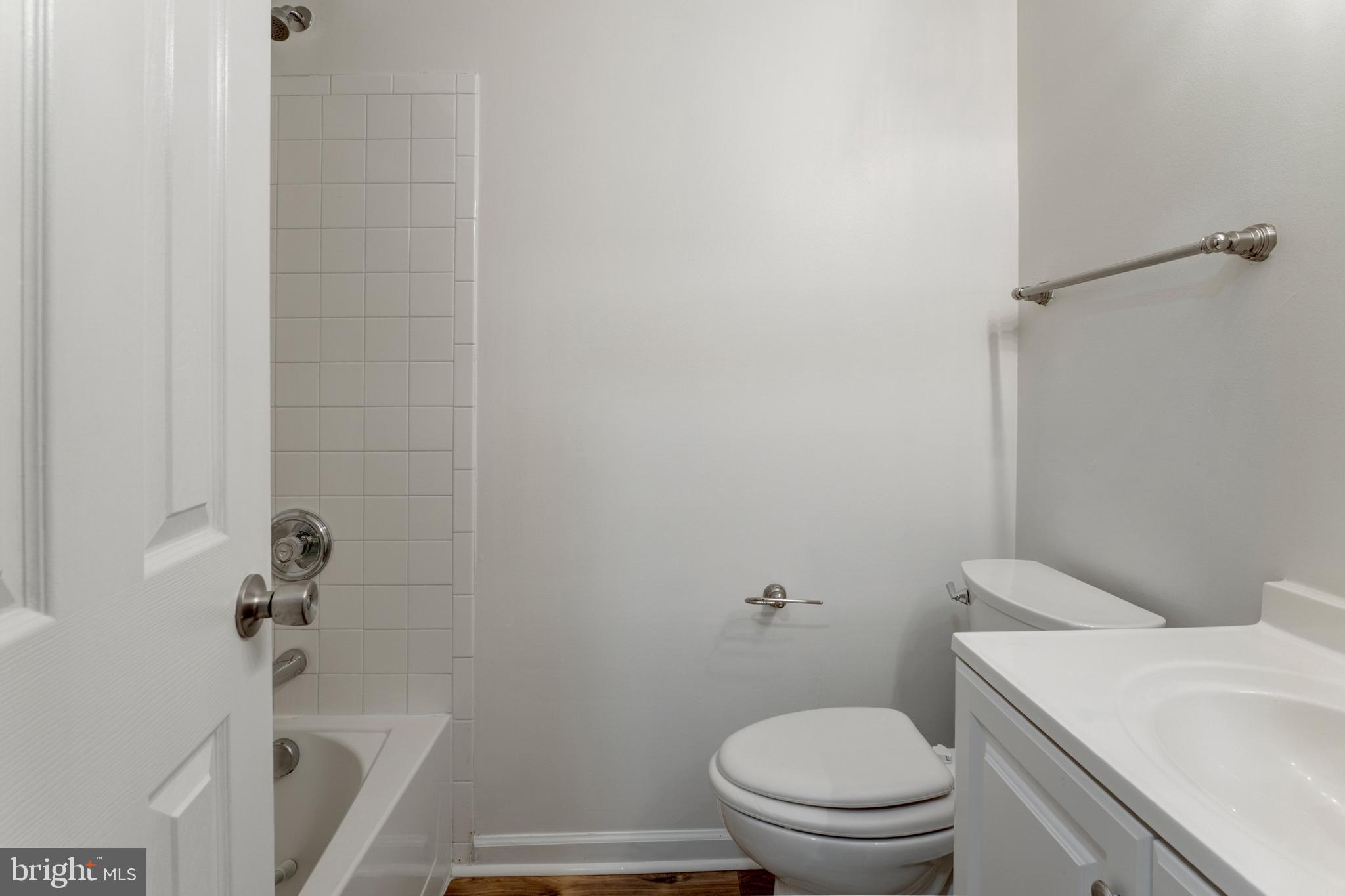 RIVER OAKS - Residential