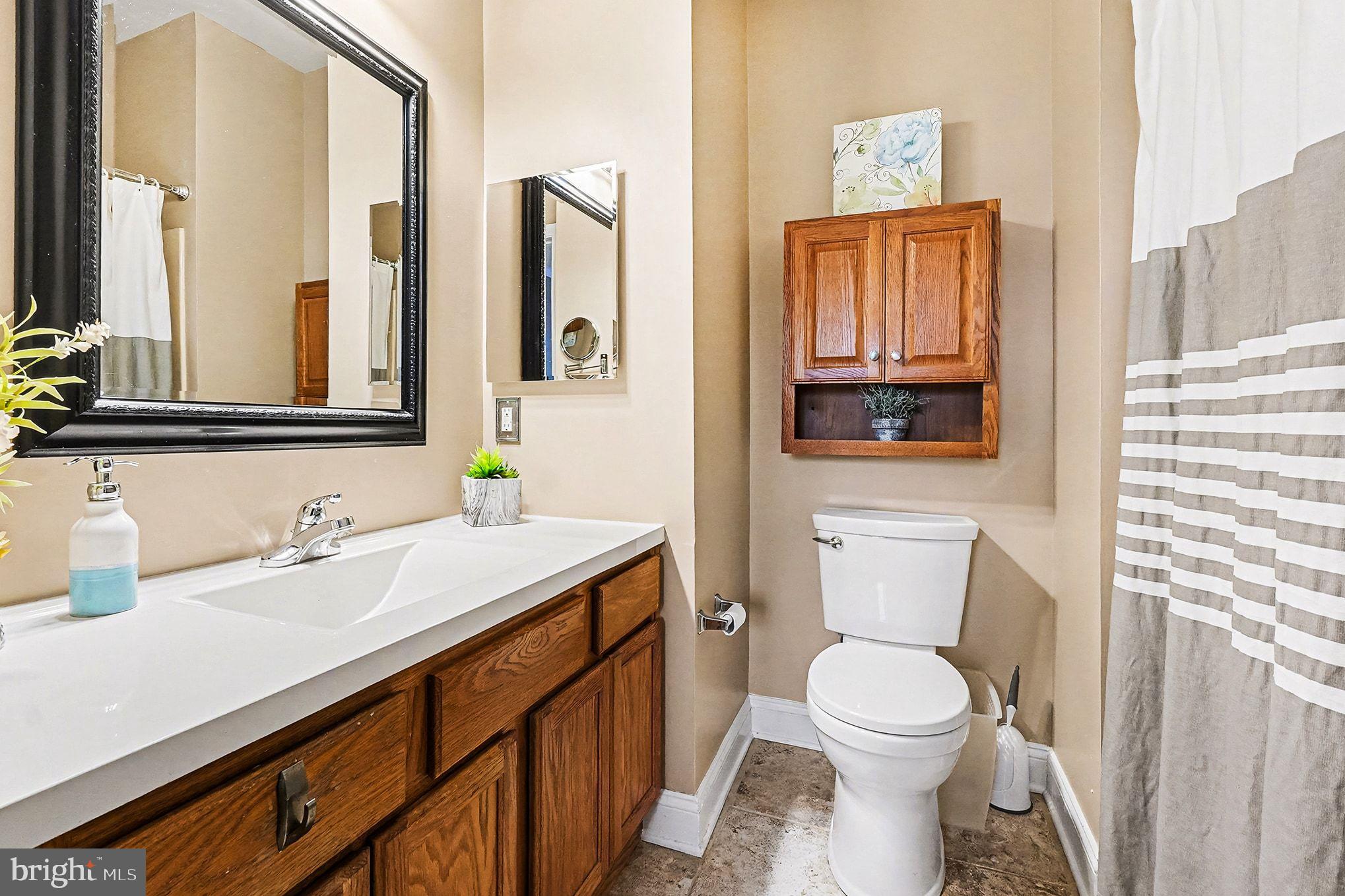 EMERALD HILLS - Residential