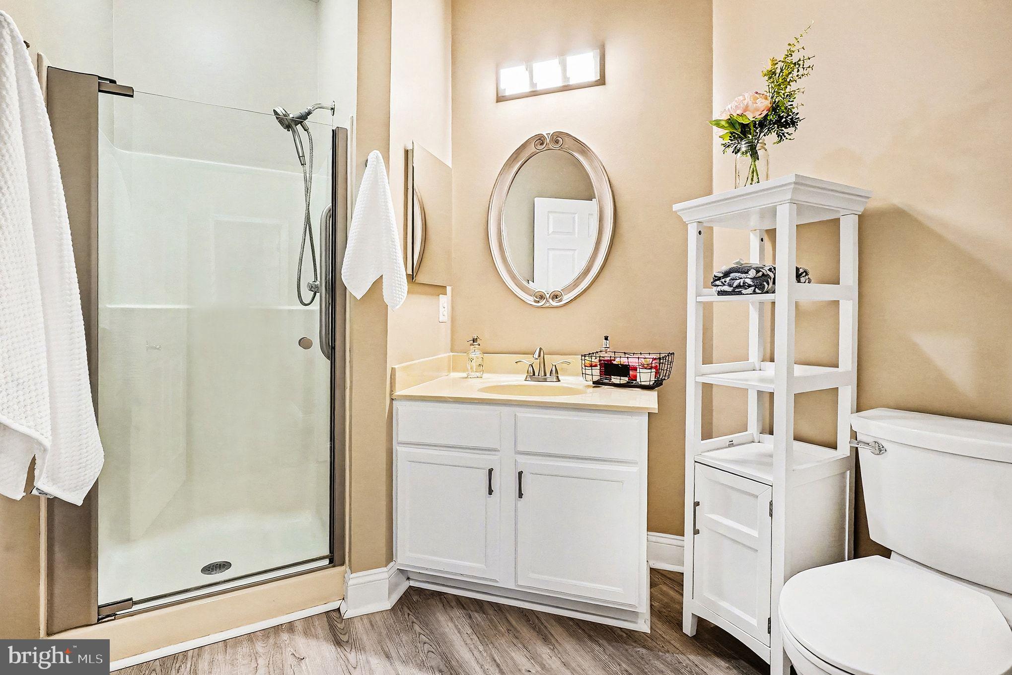 EMERALD HILLS - Residential