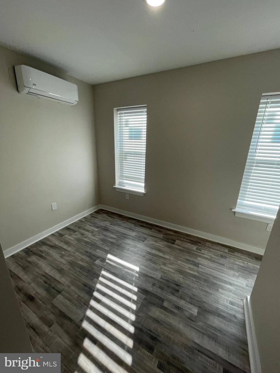 PHILADELPHIA - Residential