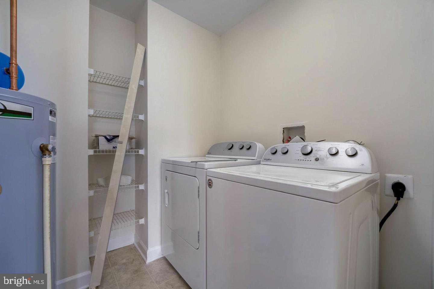 VILLAGES OF POTOMAC AT INDIAN HEAD - Residential Lease