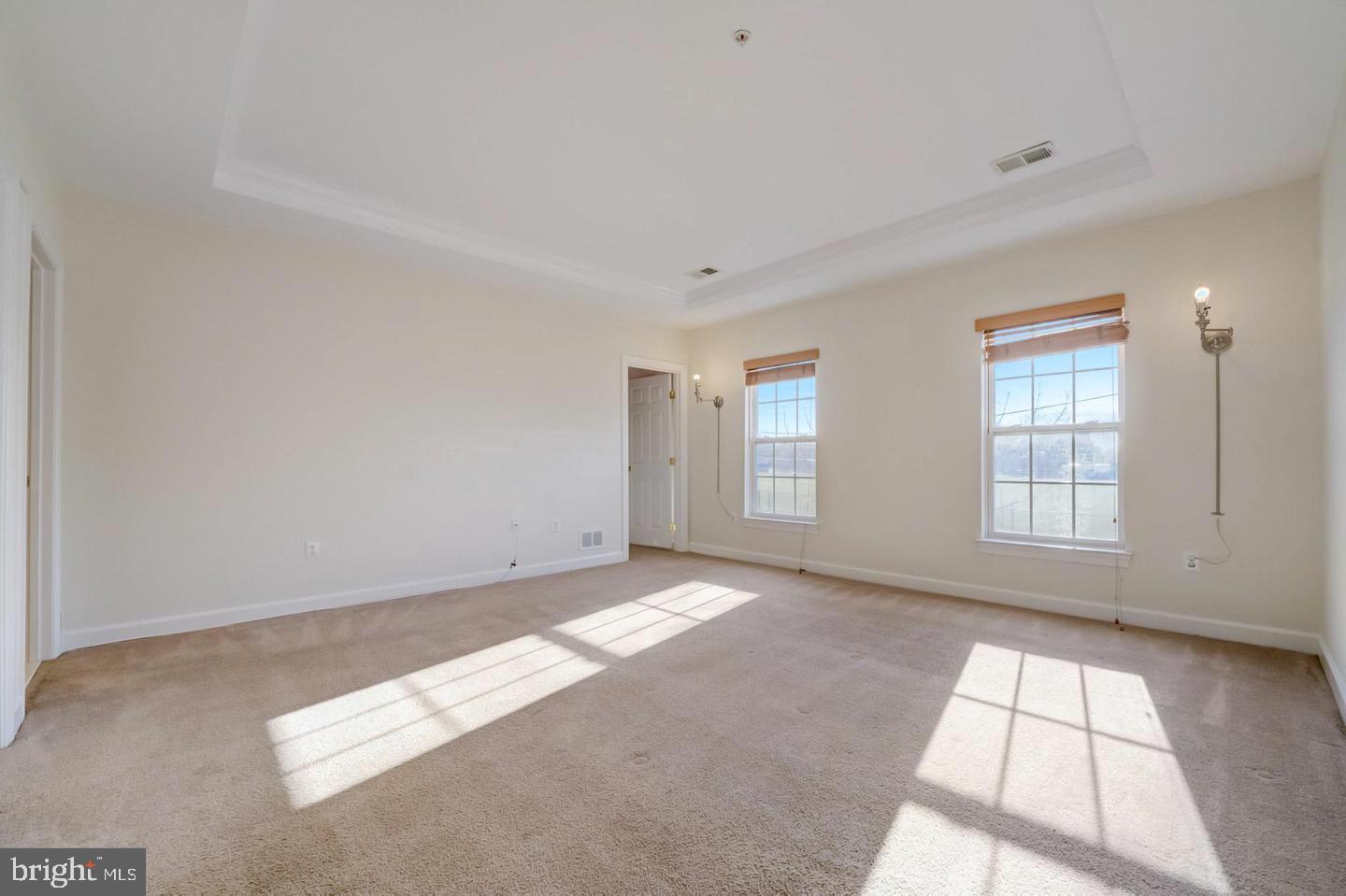 VILLAGES OF POTOMAC AT INDIAN HEAD - Residential Lease