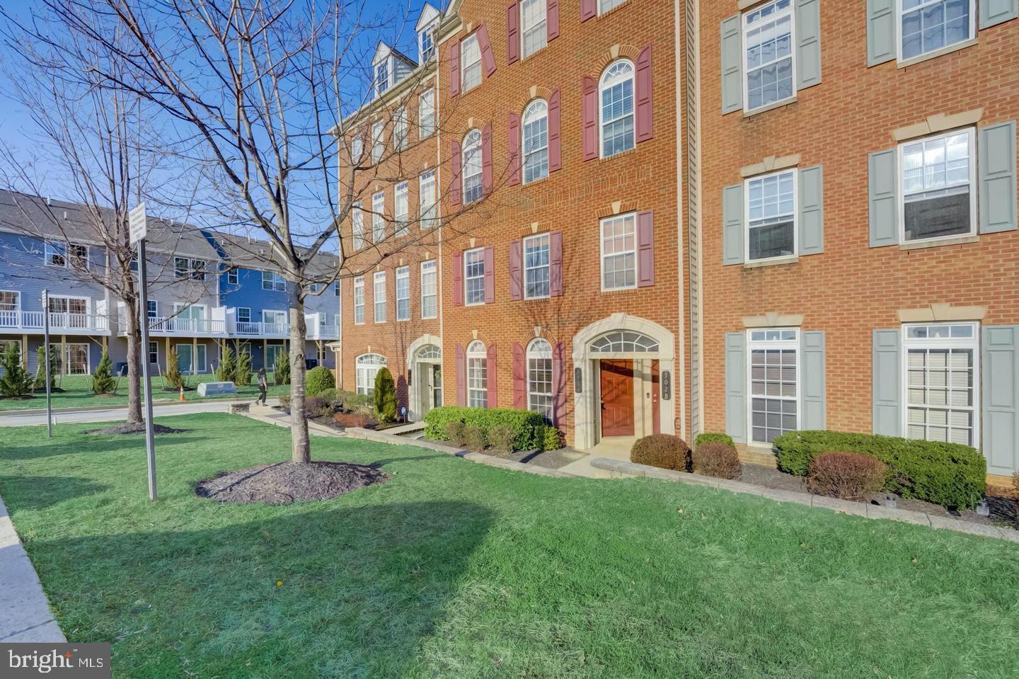 VILLAGES OF POTOMAC AT INDIAN HEAD - Residential Lease