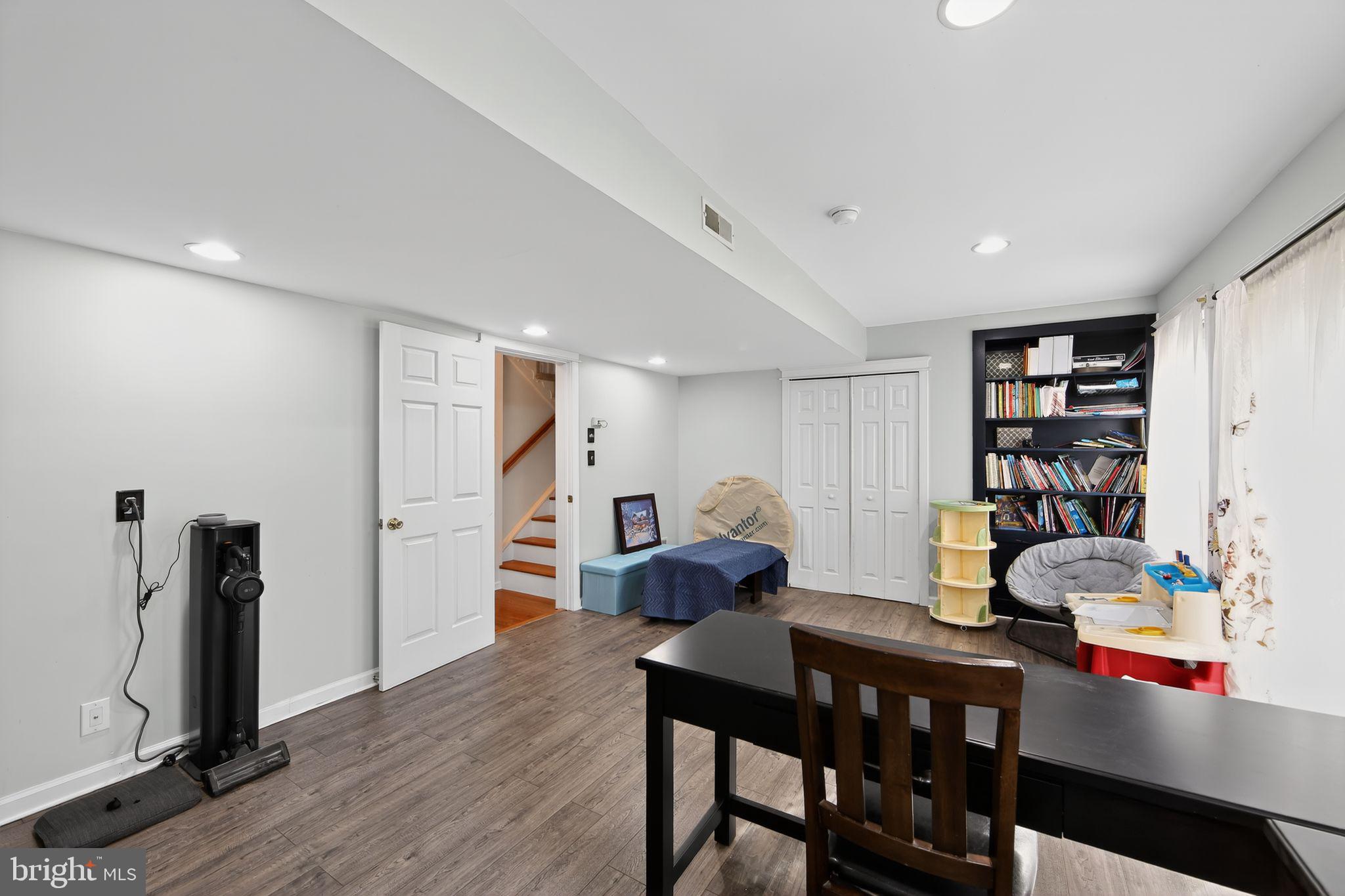 HUNT CLUB - Residential