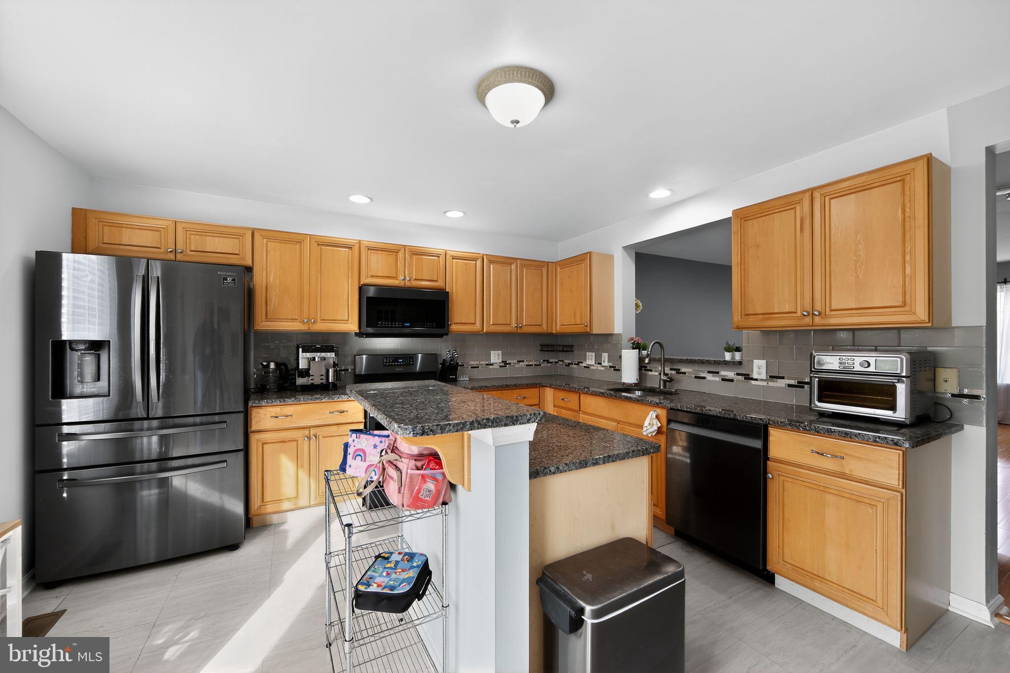 HUNT CLUB - Residential