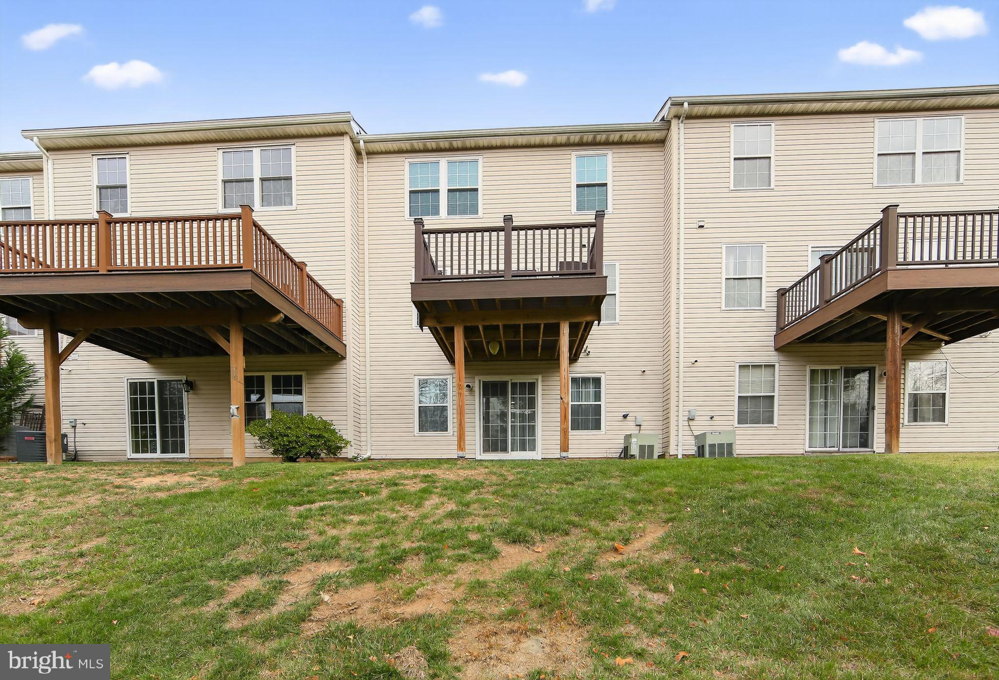 HUNT CLUB - Residential