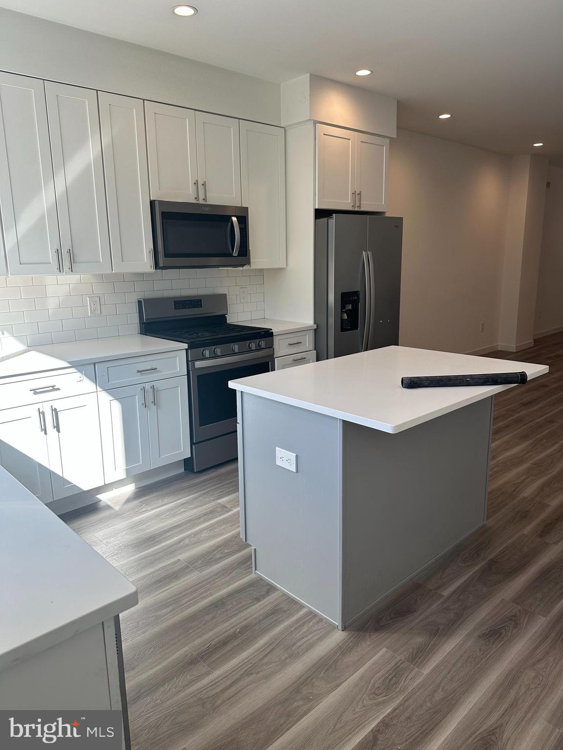 FORGOTTEN BOTTOM - Residential Lease