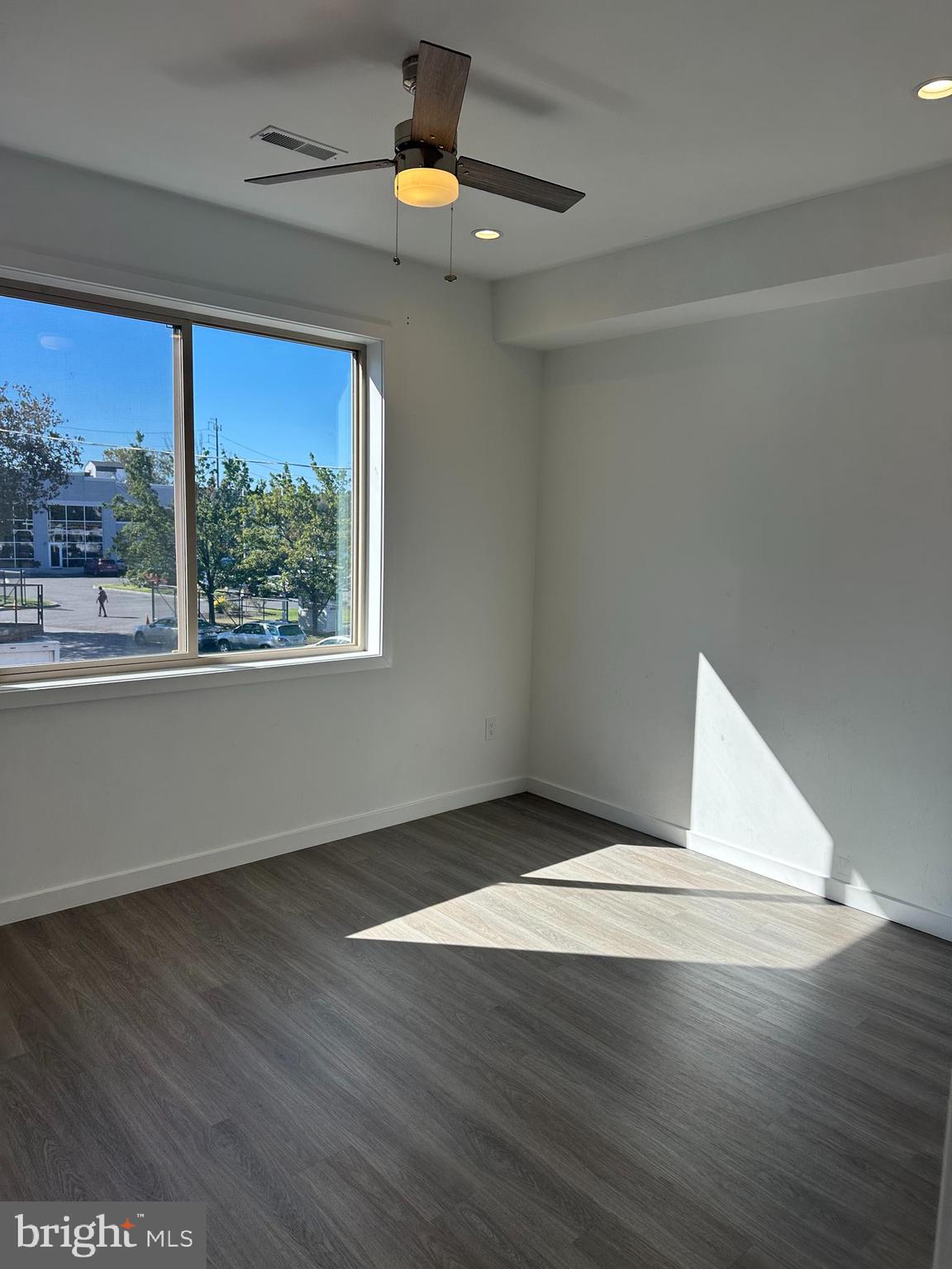 FORGOTTEN BOTTOM - Residential Lease