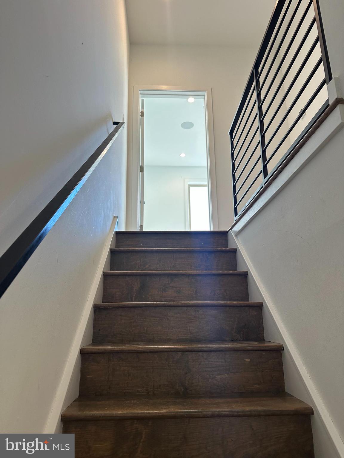 FORGOTTEN BOTTOM - Residential Lease