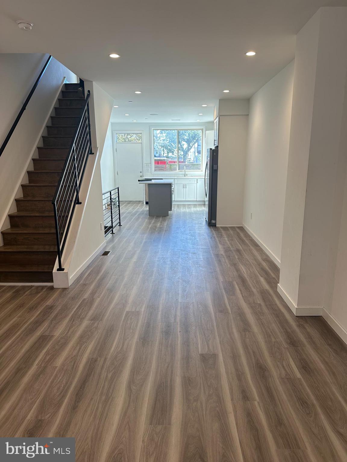 FORGOTTEN BOTTOM - Residential Lease