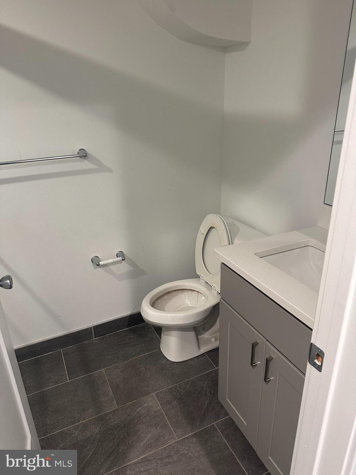 FORGOTTEN BOTTOM - Residential Lease