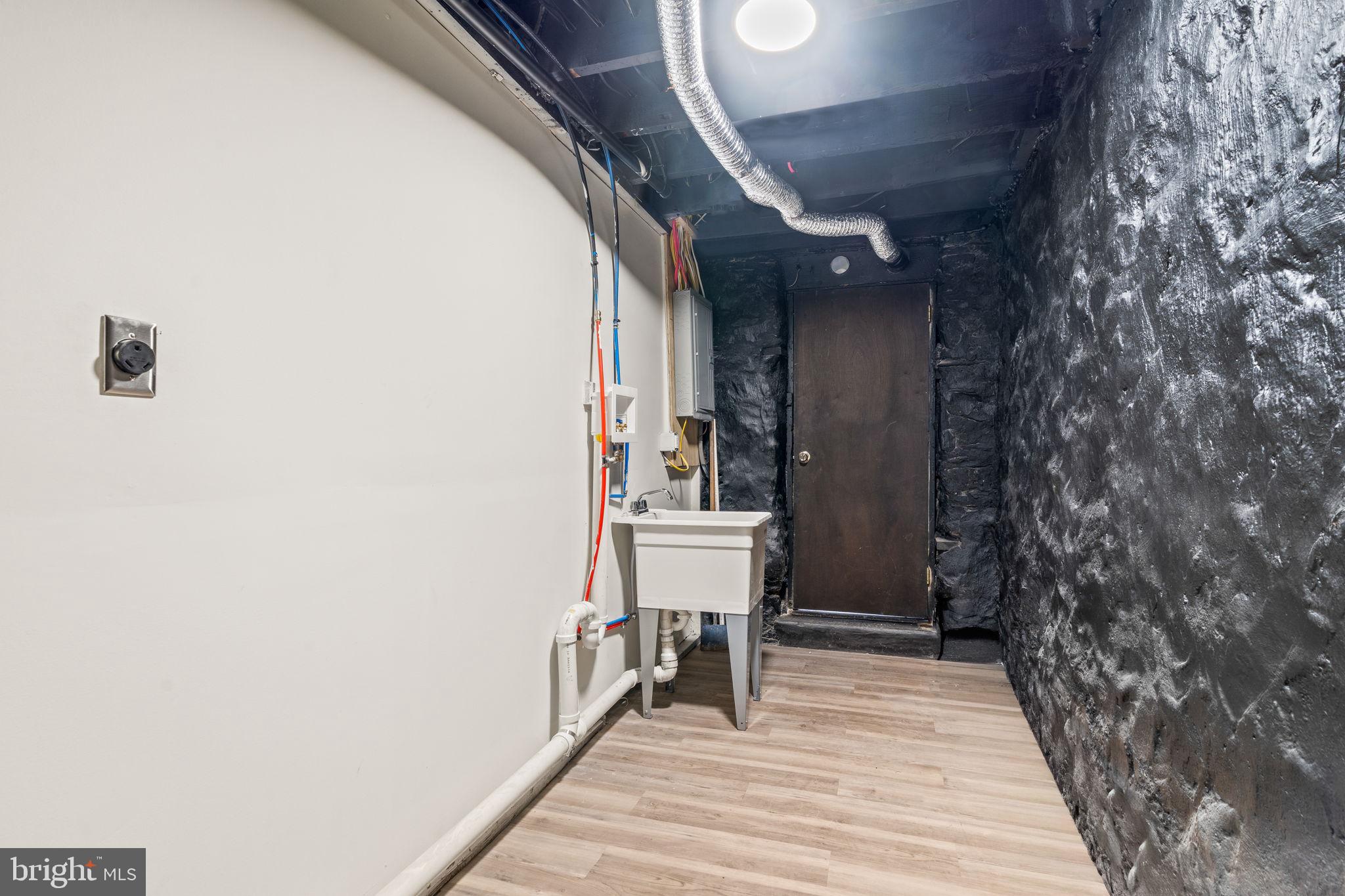 BYWOOD - Residential