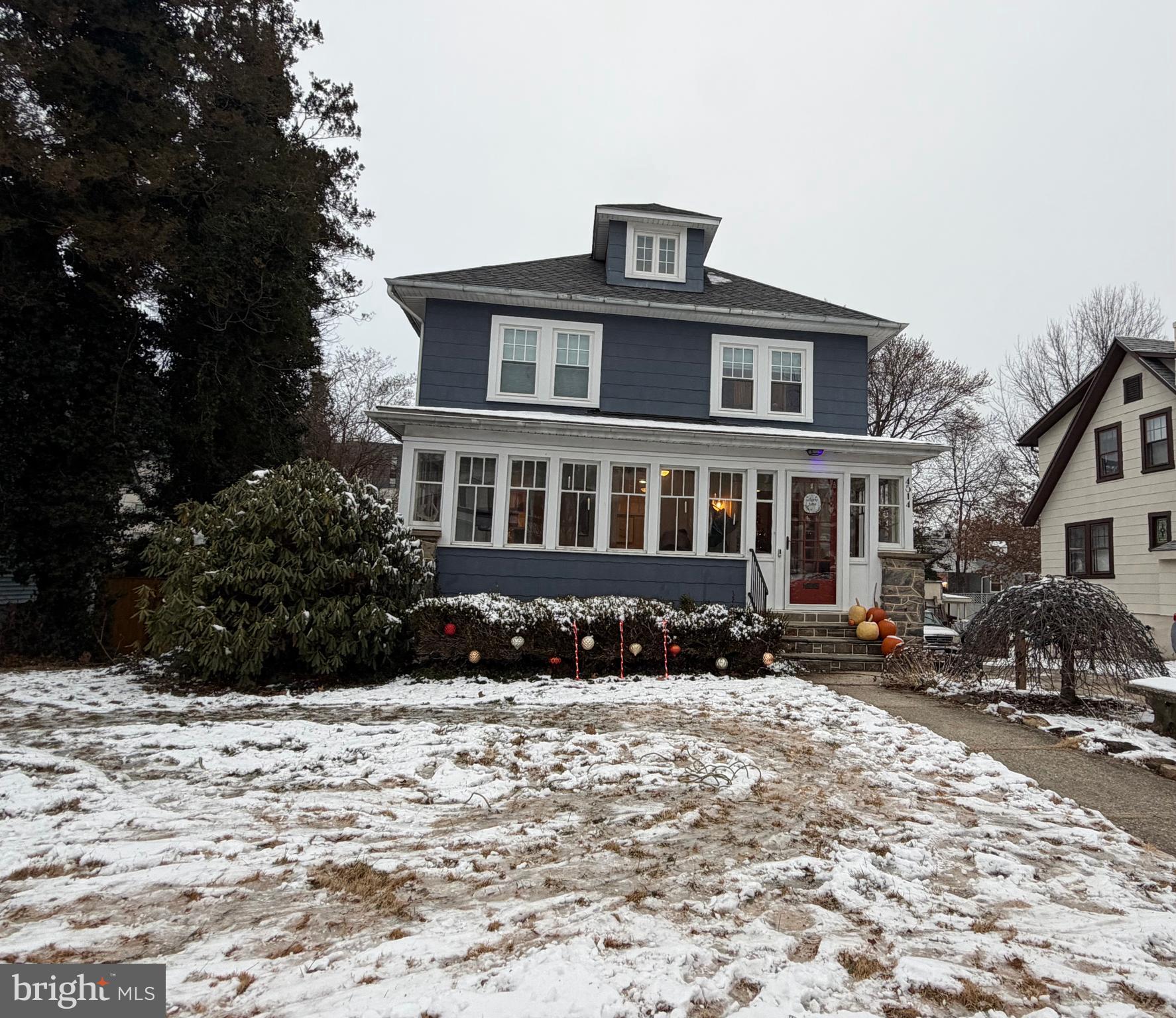 BEVERLY HILLS - Residential Lease