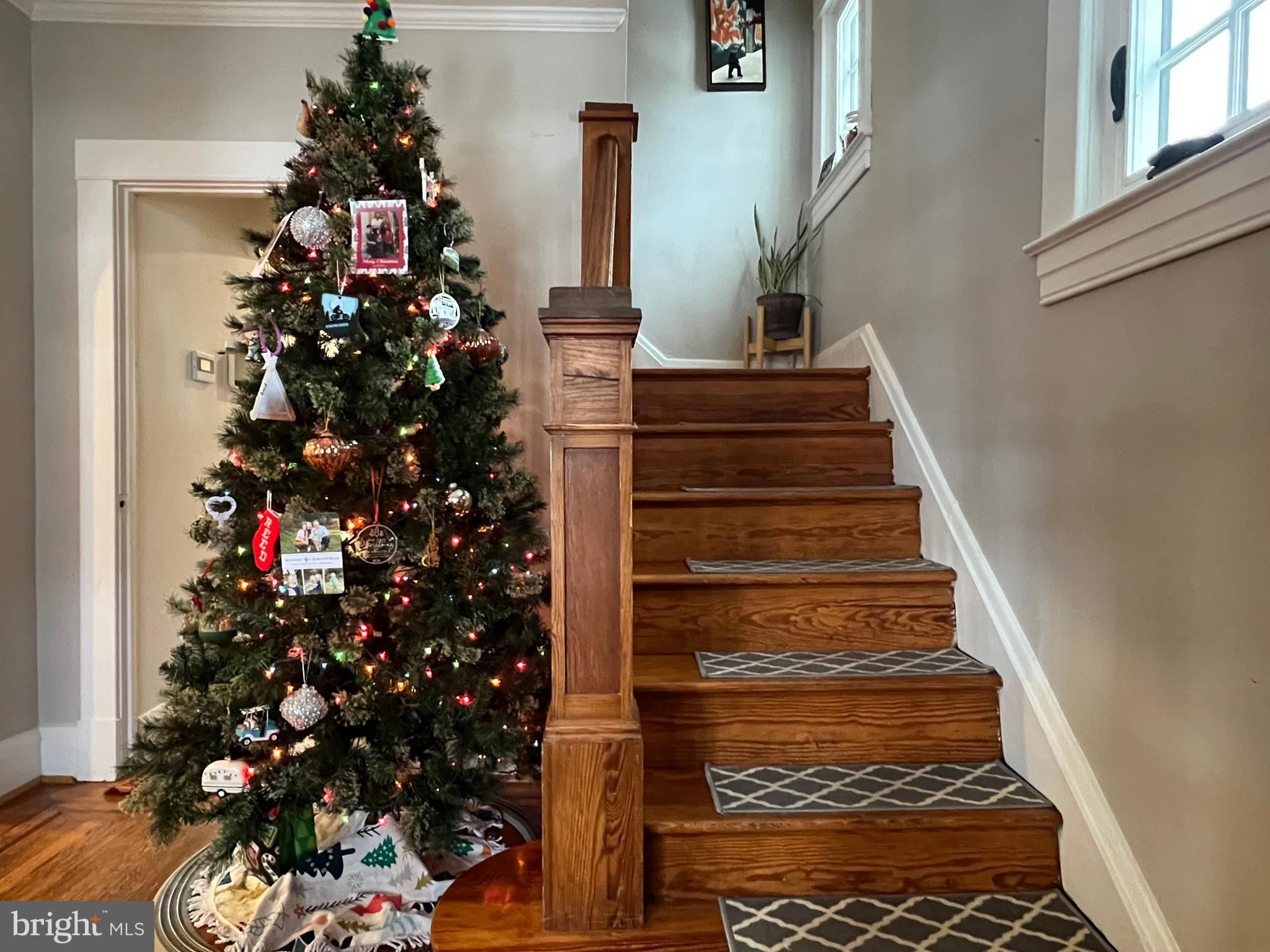 BEVERLY HILLS - Residential Lease