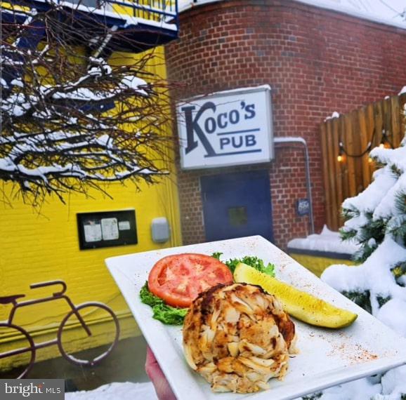 BEVERLY HILLS - Residential Lease